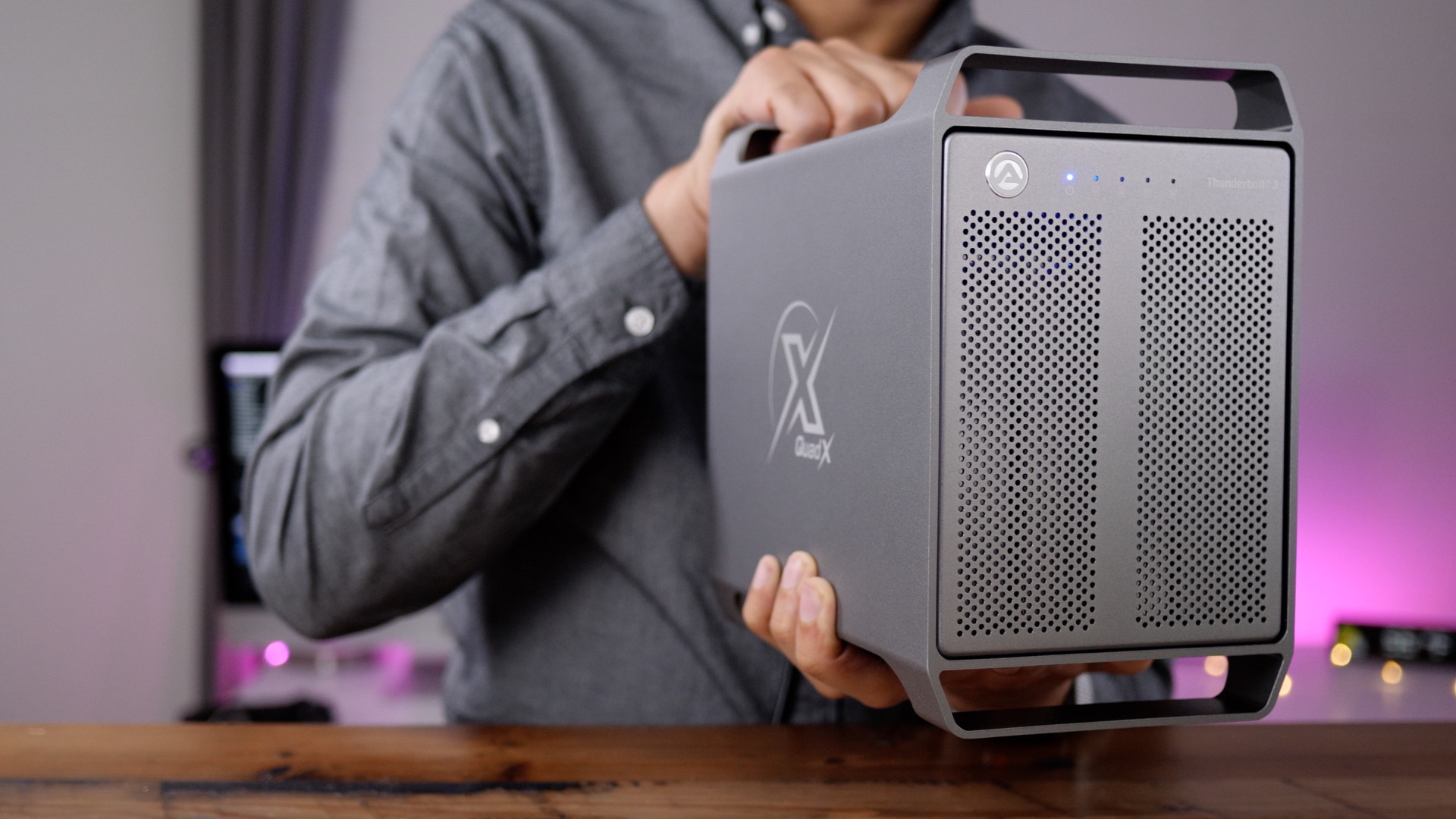 Hands-on: Akitio Thunder3 Quad X - a four bay drive enclosure with