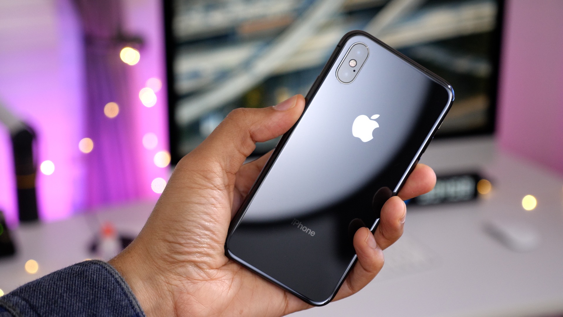 iPhone X review: Apple finally knocks it out of the park, iPhone X