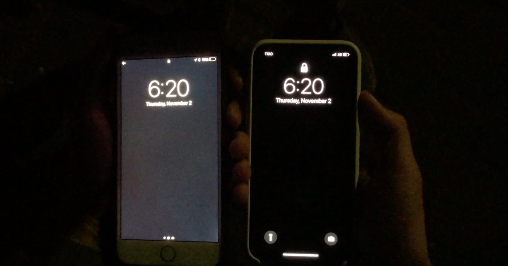 Realme черный экран. Iphone XS OLED vs IPS. IPS vs OLED iphone. OLED матрица на iphone 11. OLED IPS различия iphone черные цвета.