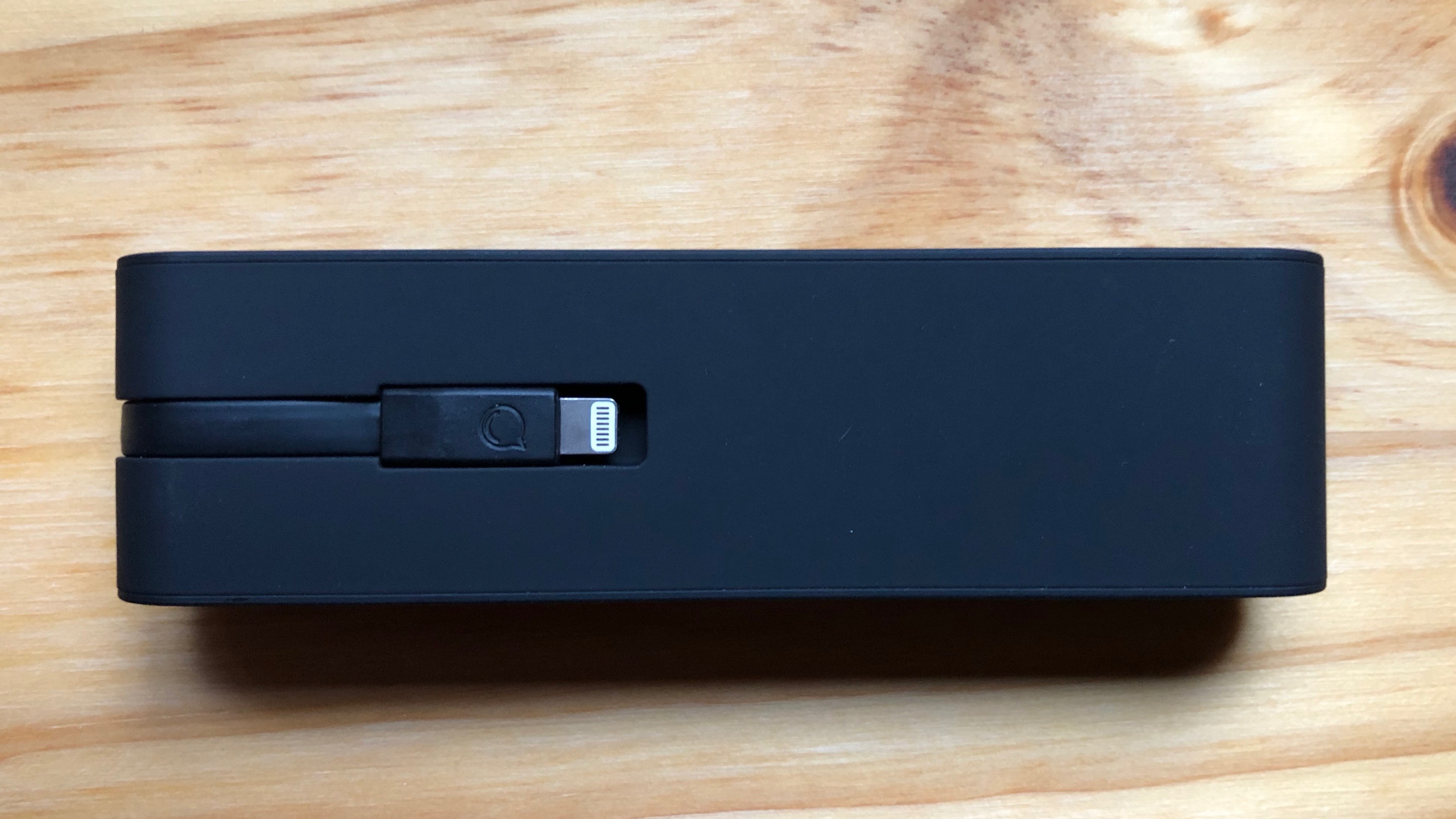 Review: UGreen's latest MFi Power Bank for Apple Watch includes a built ...