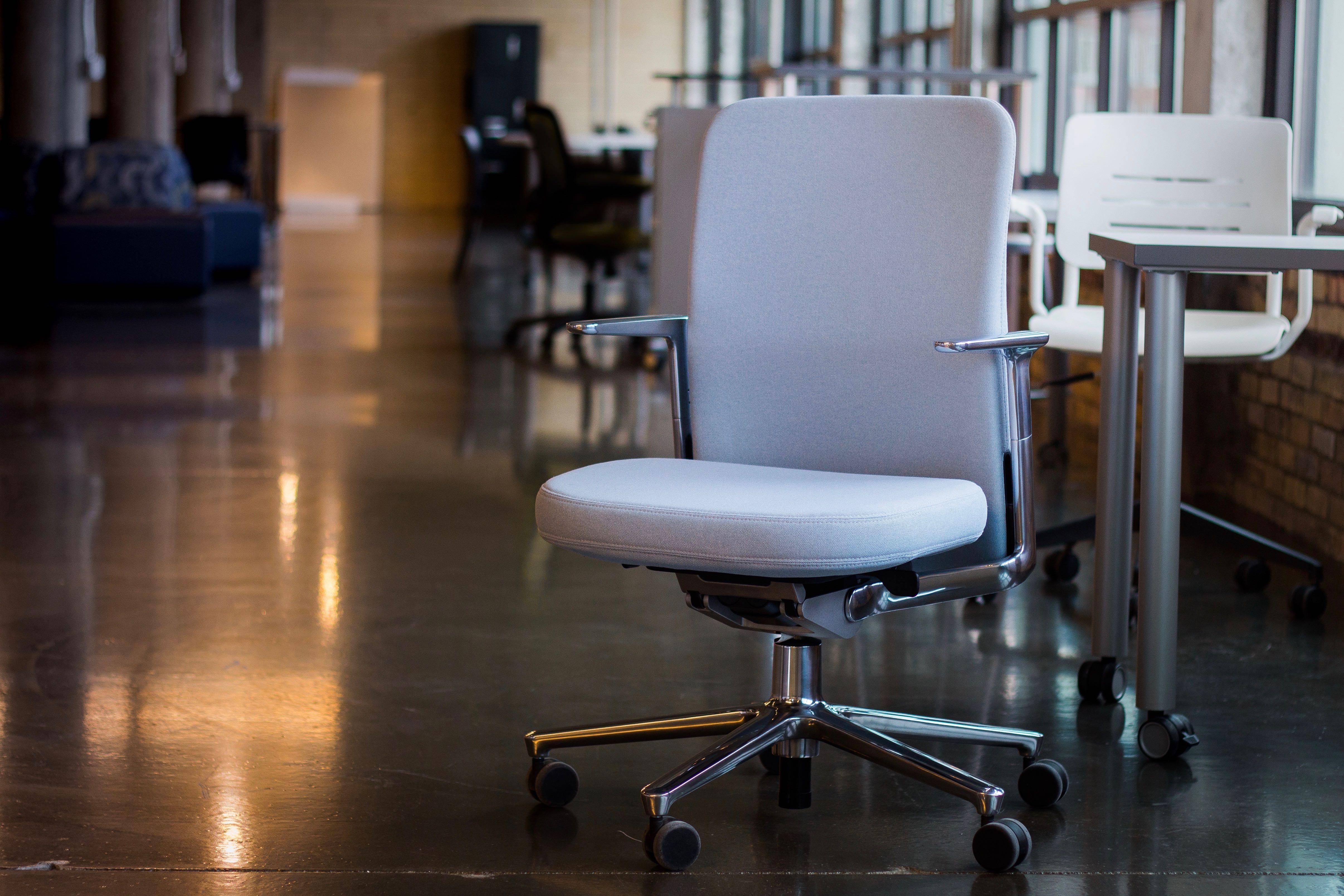 apple revolving chair