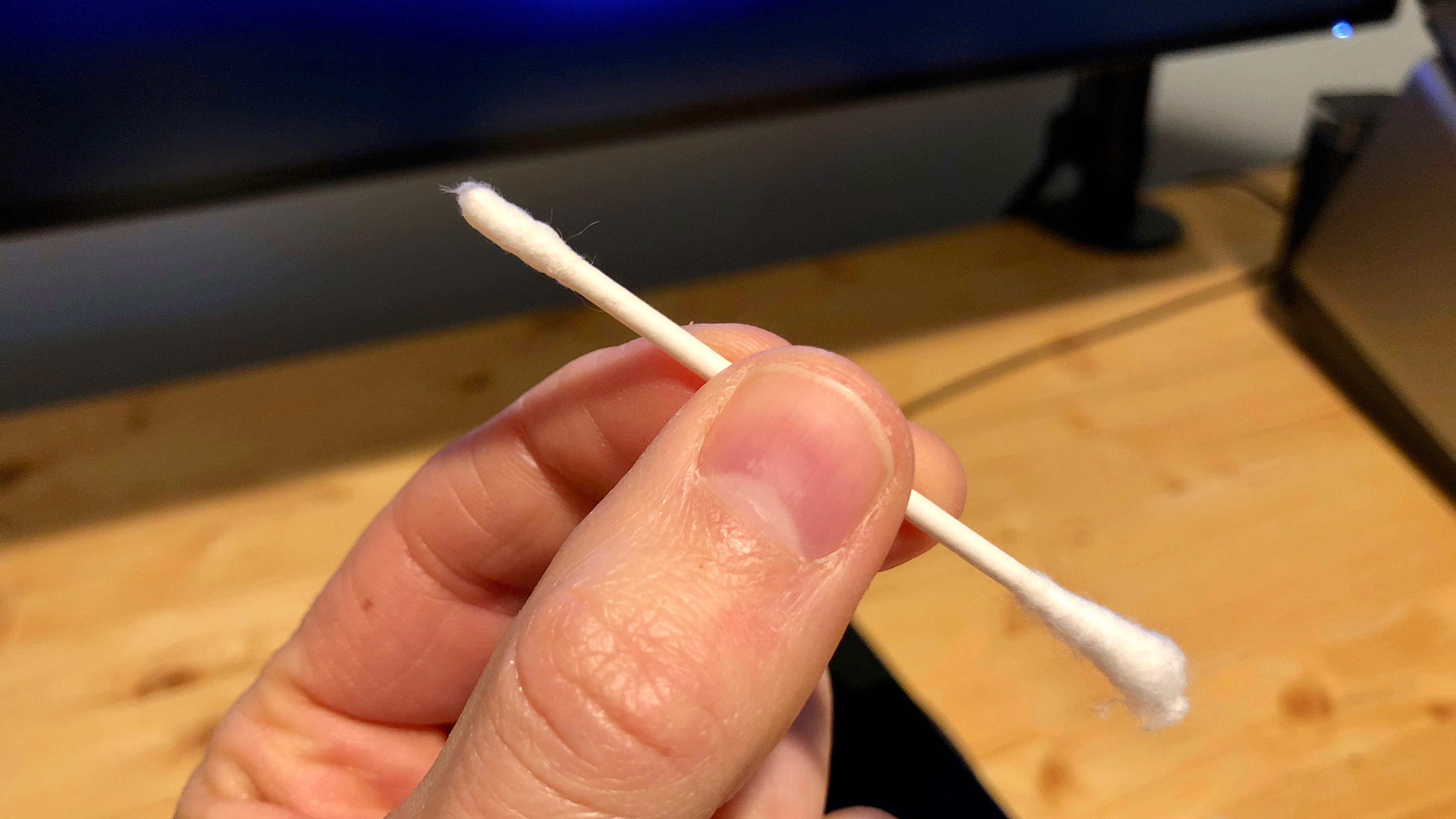 How to clean your dirty AirPods and charging case 9to5Mac