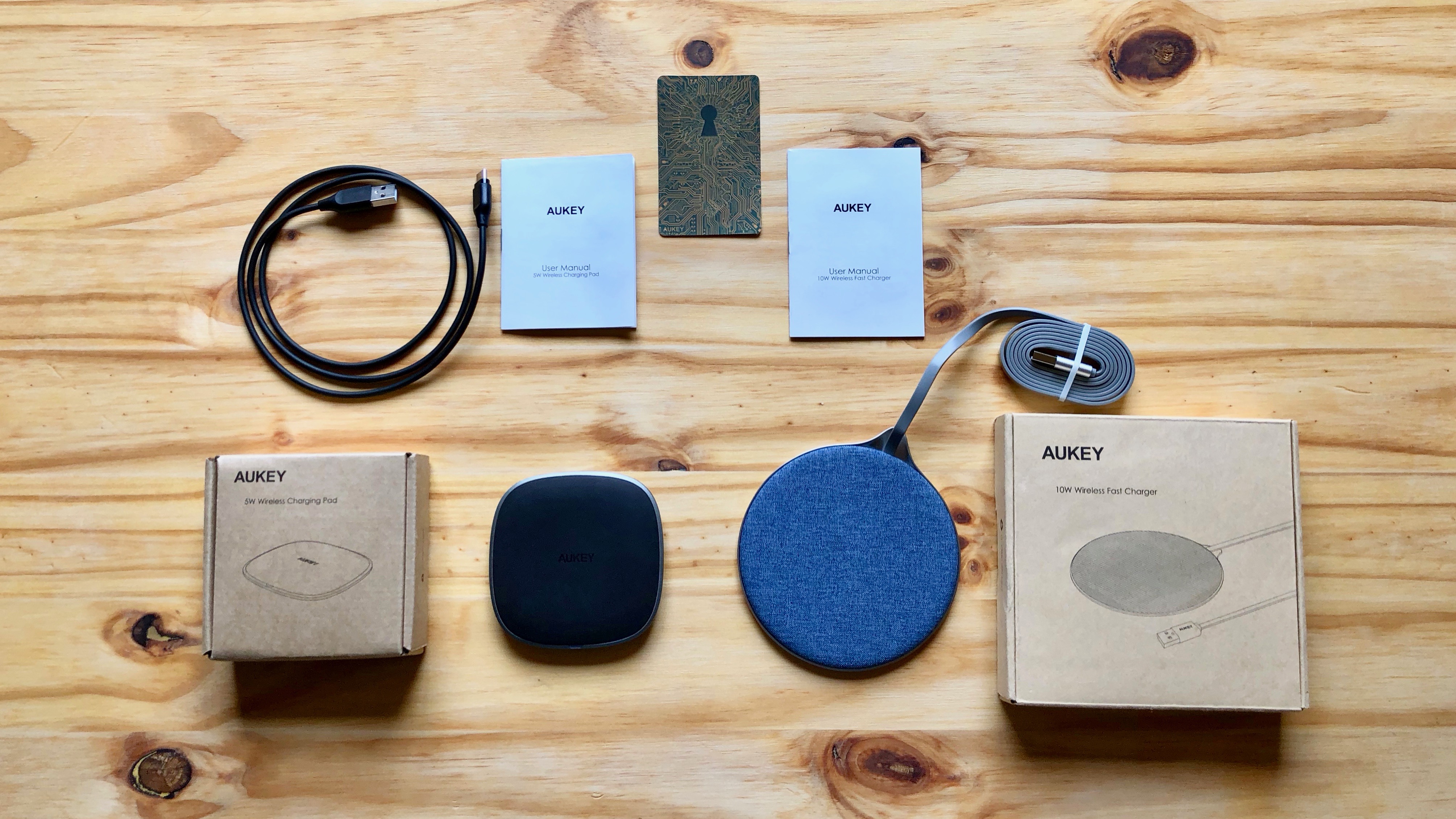 Review: Aukey’s stylish blue fabric adorned 10W Wireless Fast Charger ...