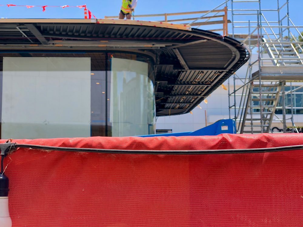 Gallery New Apple store in Walnut Creek, CA takes shape with curved