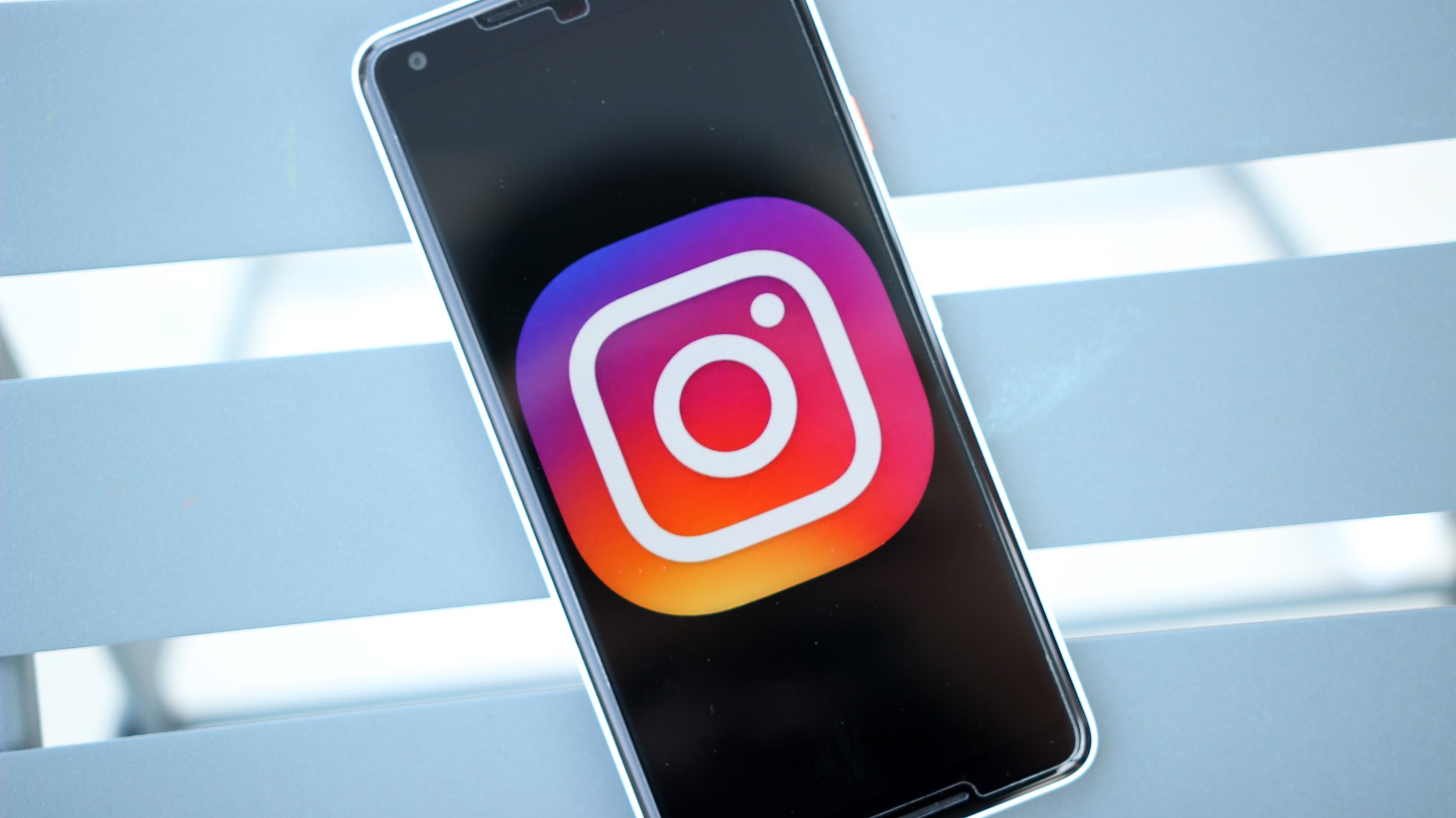 how to download instagram in macbook air