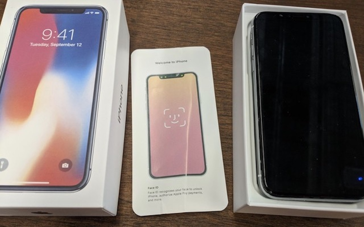 Review goes hands-on w/ a fake $100 iPhone X & the grave security