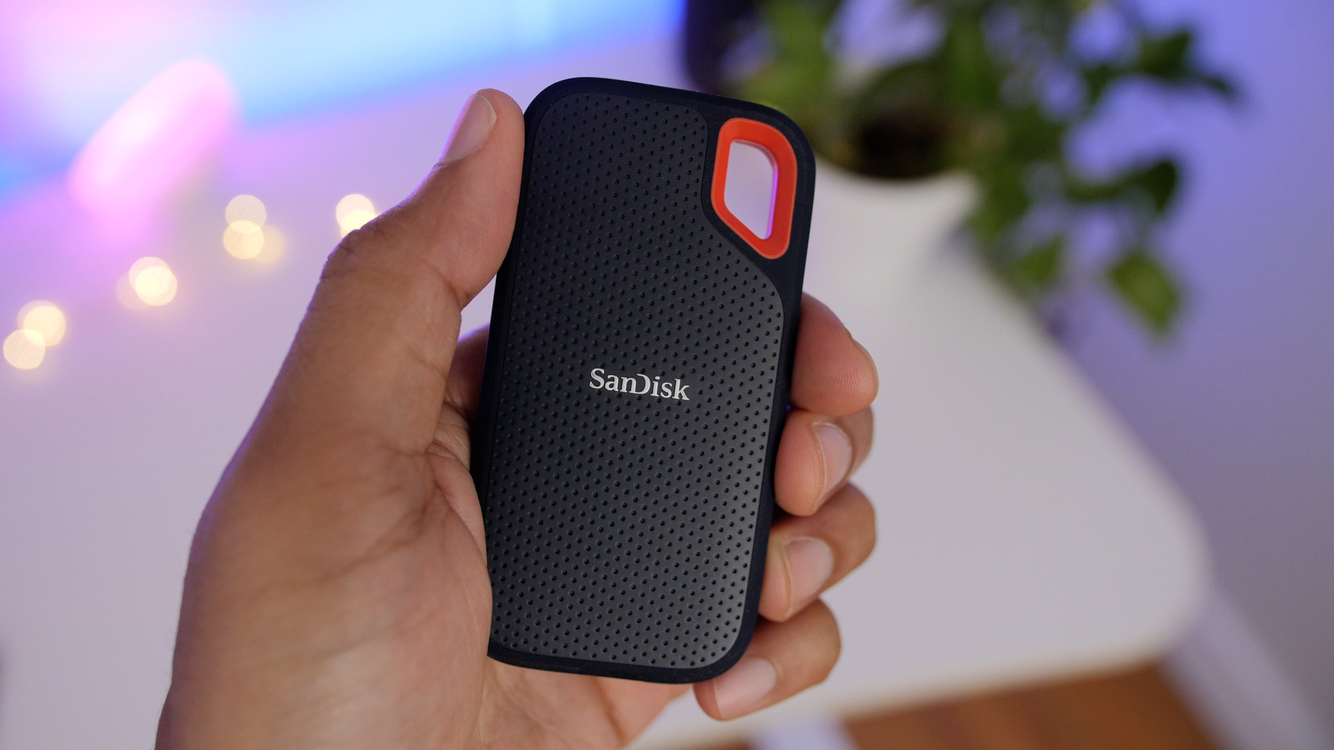 Review: SanDisk Extreme Portable SSD - fast enough for 4K workflows -