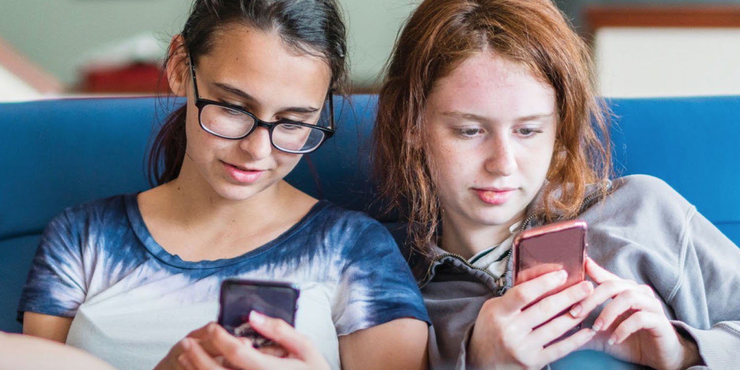Teens Now Prefer Texting To Face To Face Communication 9to5mac