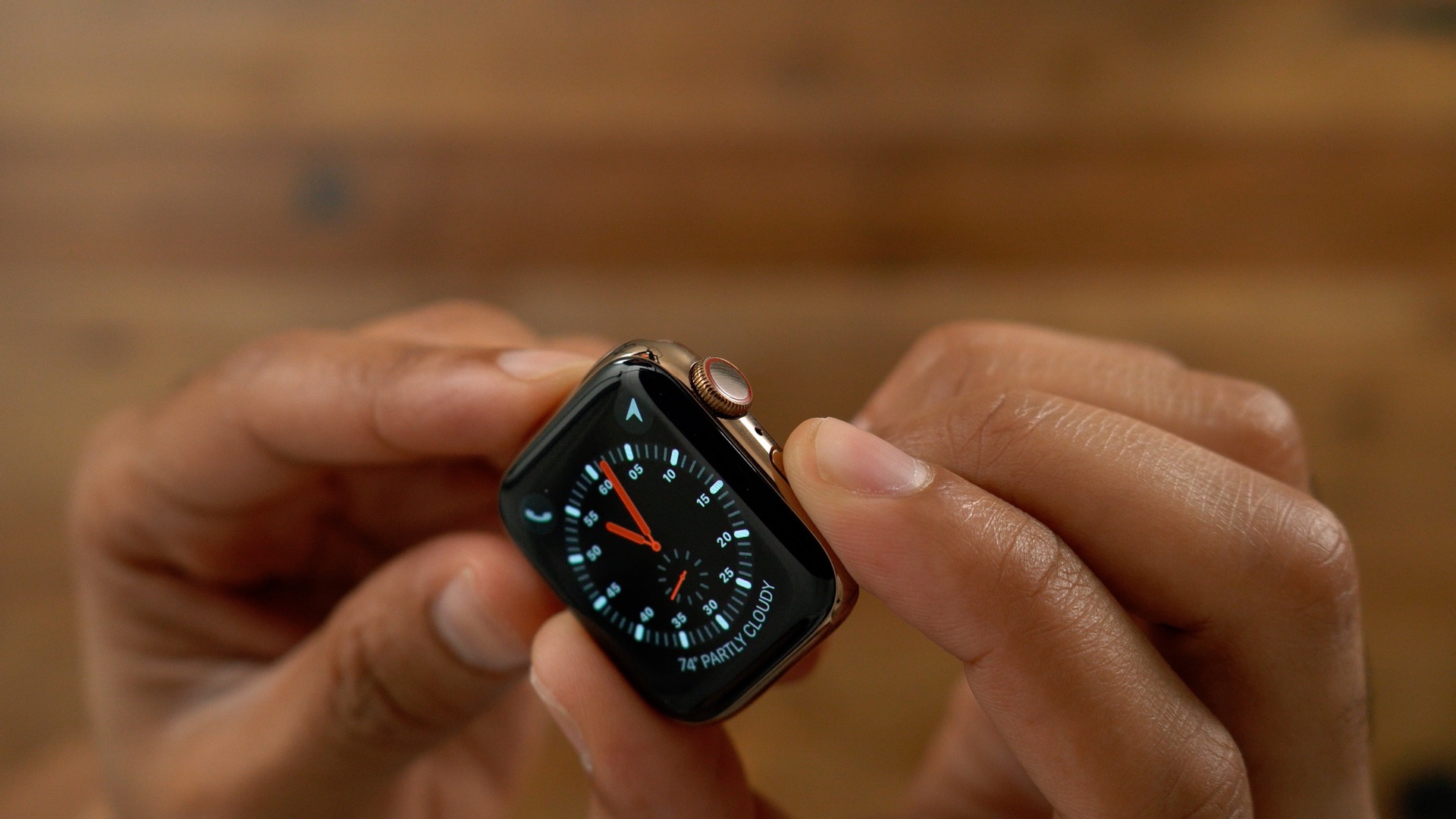 Как сменить apple watch. Найдены часы. Apple watch восклицательный знак. Платить часами с картой. Apple watch пароль.