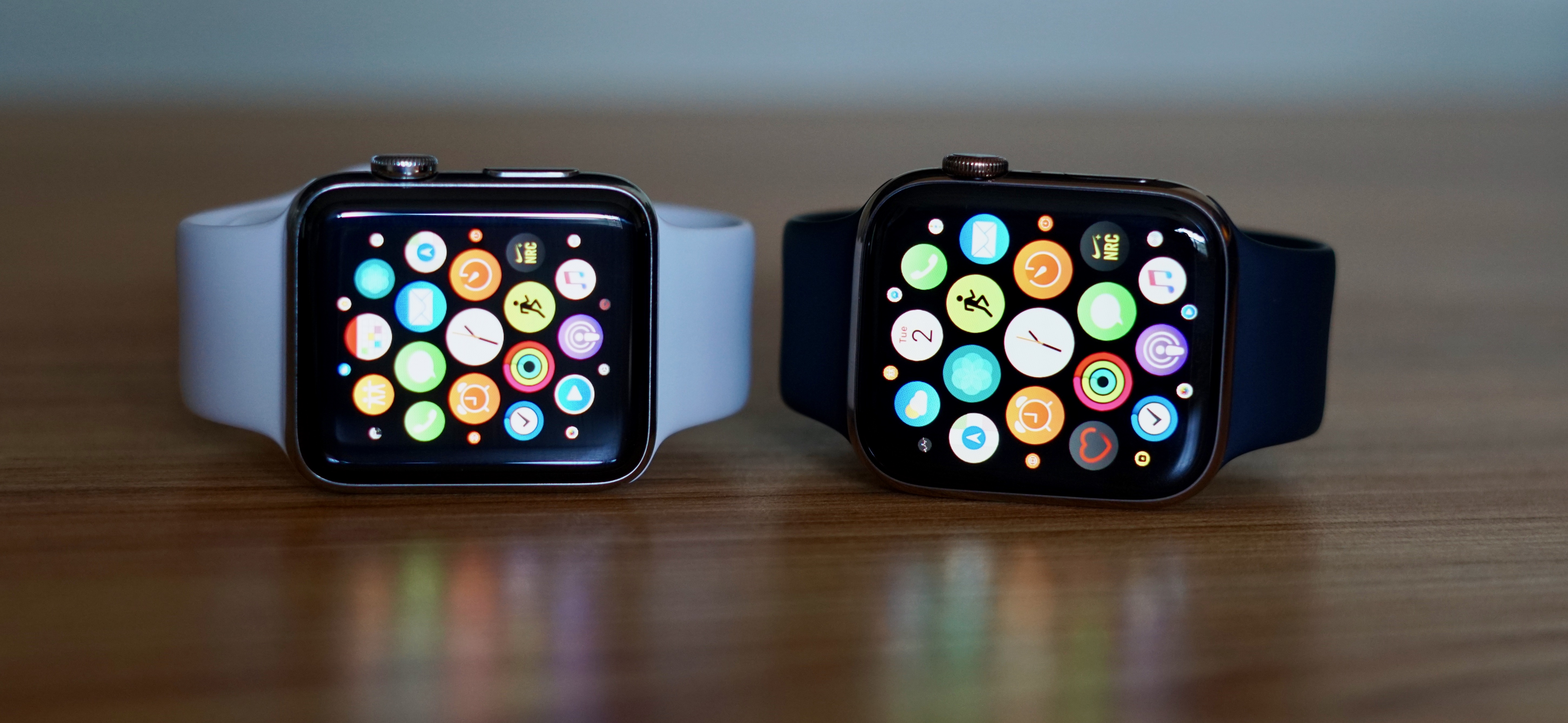 apple smartwatch series 4 features