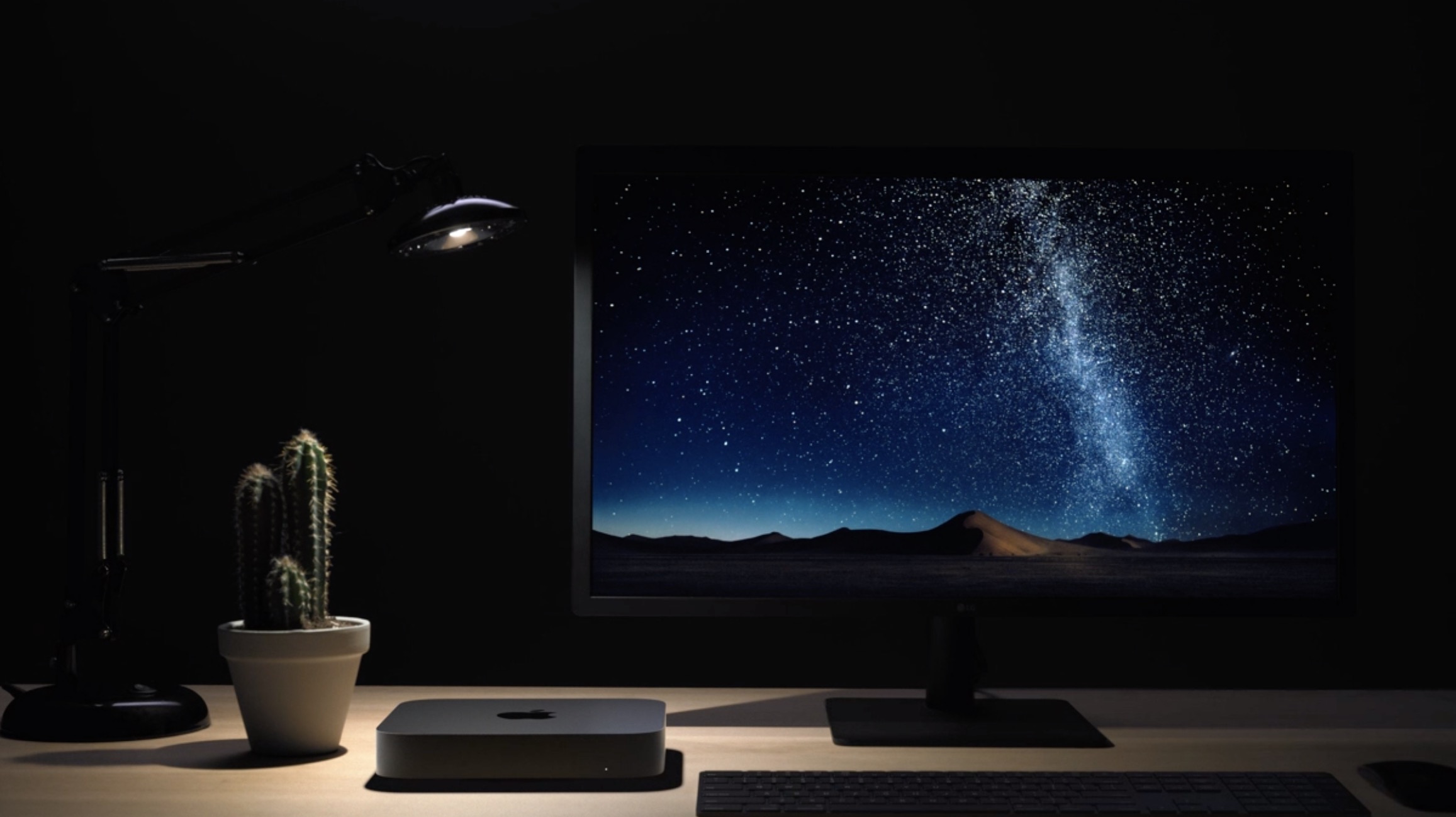 apple introduces new mac desktop computers
