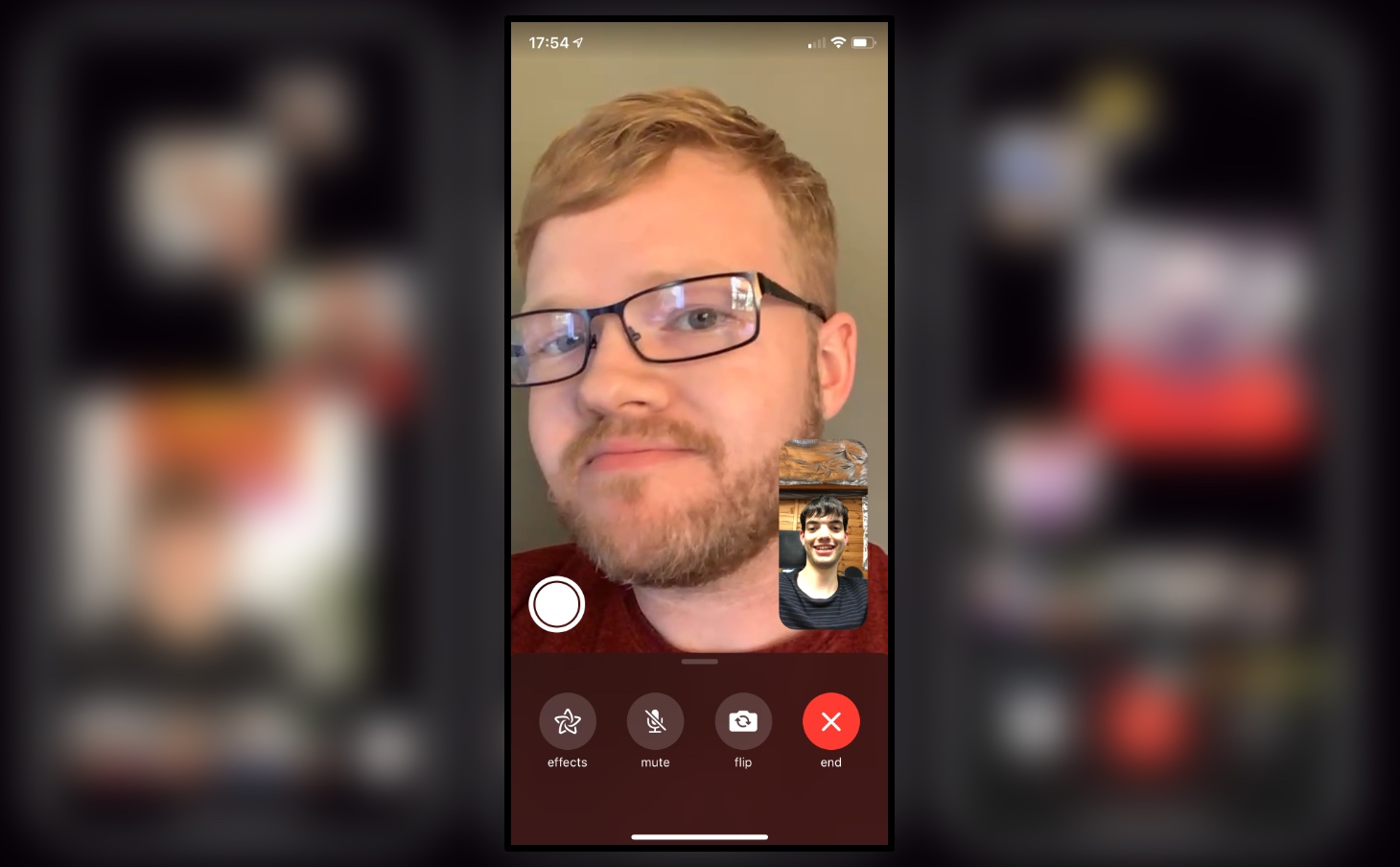 FaceTime Live Photos returns in iOS 12.1.1, flip camera UI improved