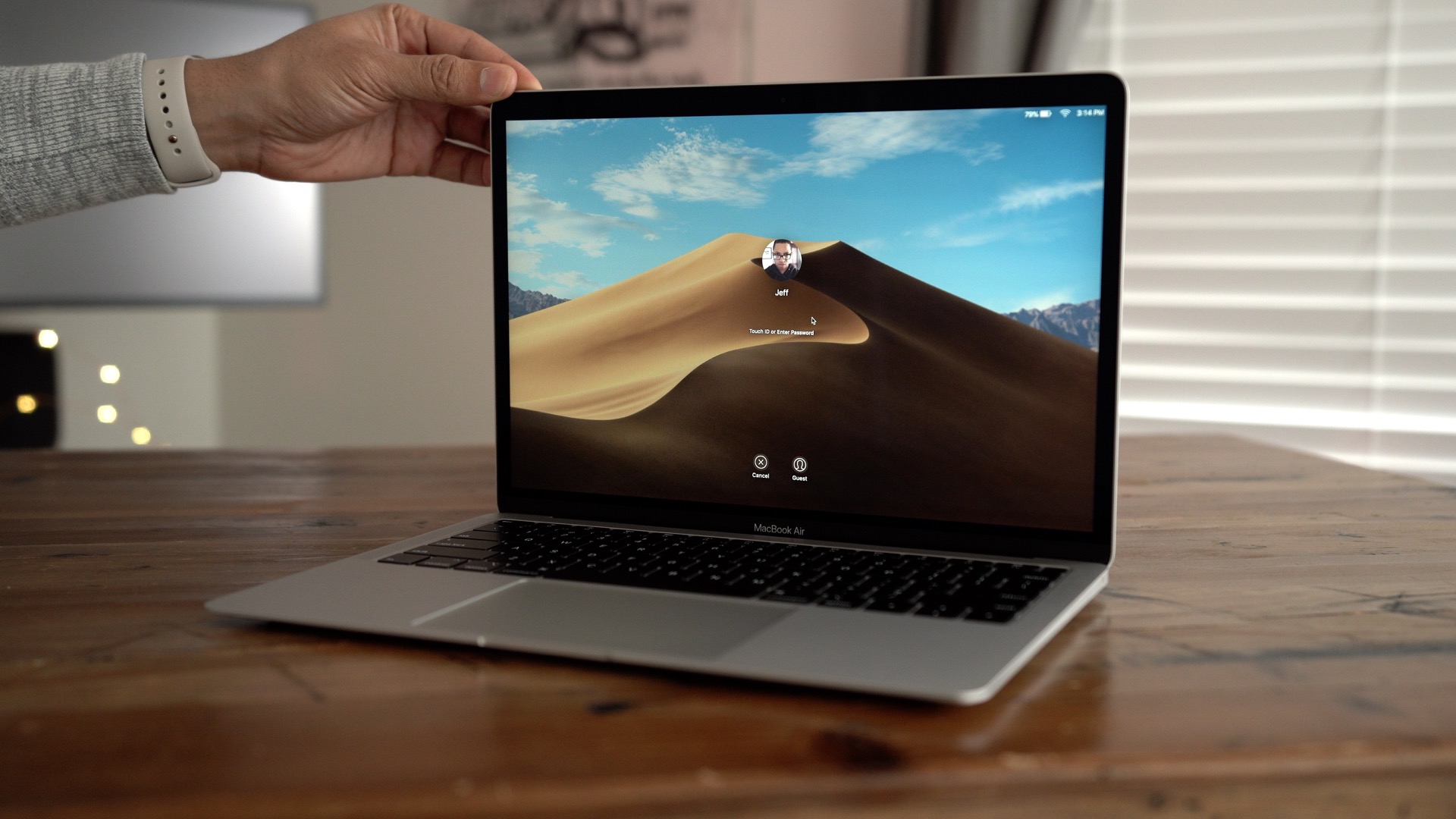how to update macbook air to 10.13