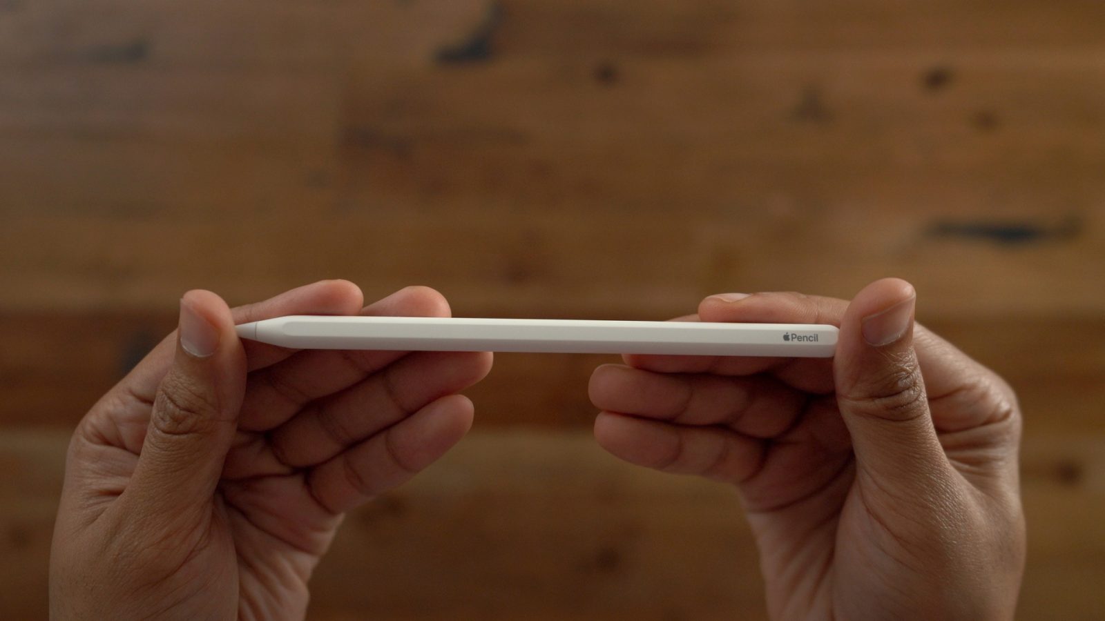 Почему скрипит apple pencil