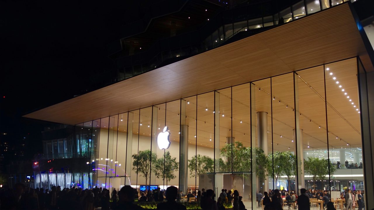 Photos: Apple's first store in Thailand celebrates grand opening - 9to5Mac