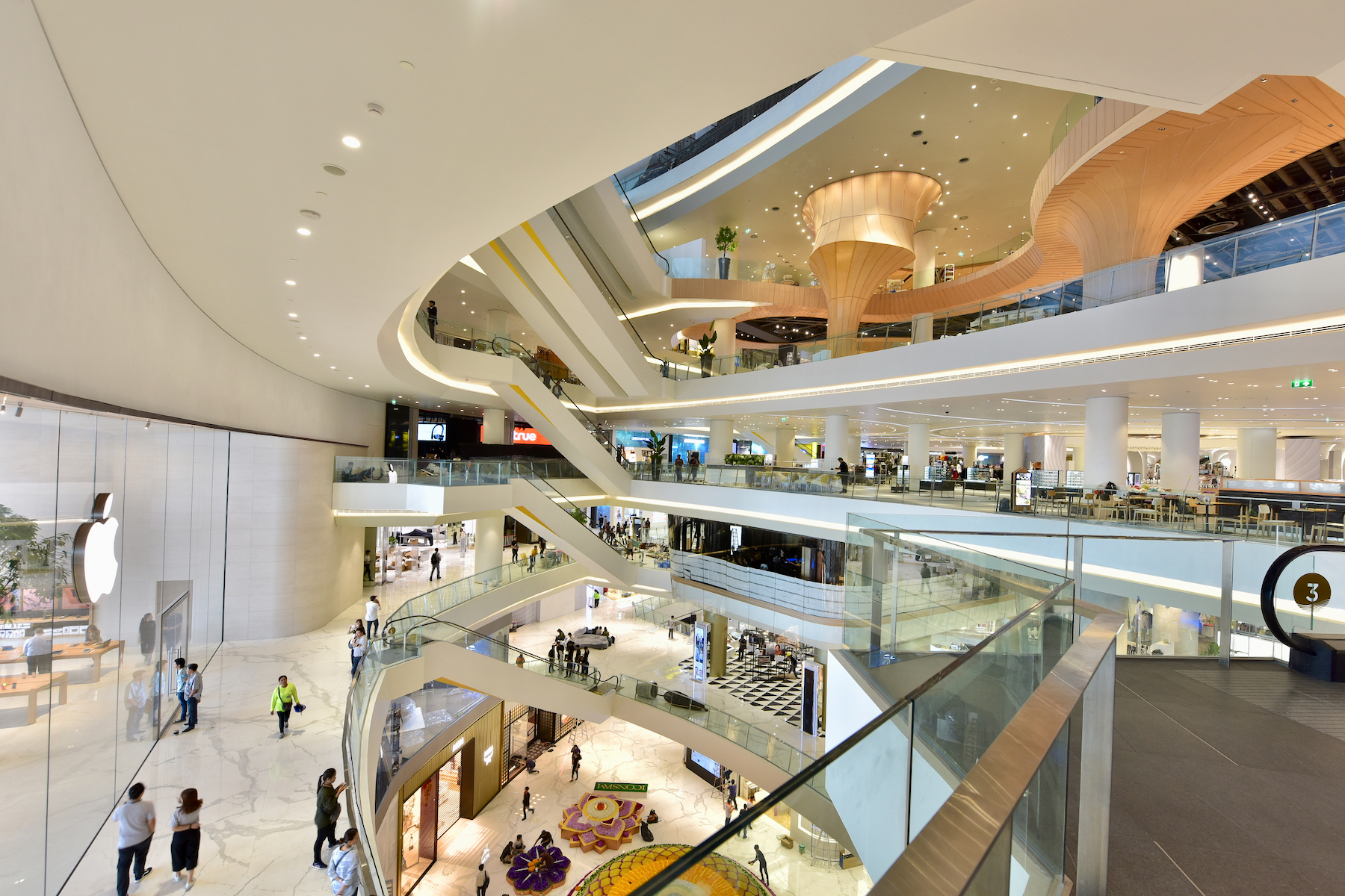 A Corner of a Luxury Brand Shop in ICONSIAM Editorial Image - Image of  iconsiam, home: 271822645