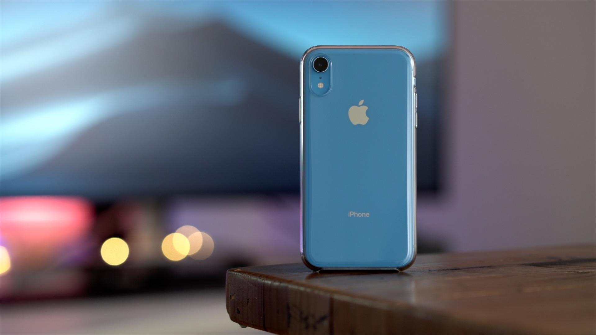iPhone XR made up 32% of iPhone sales in November, down from