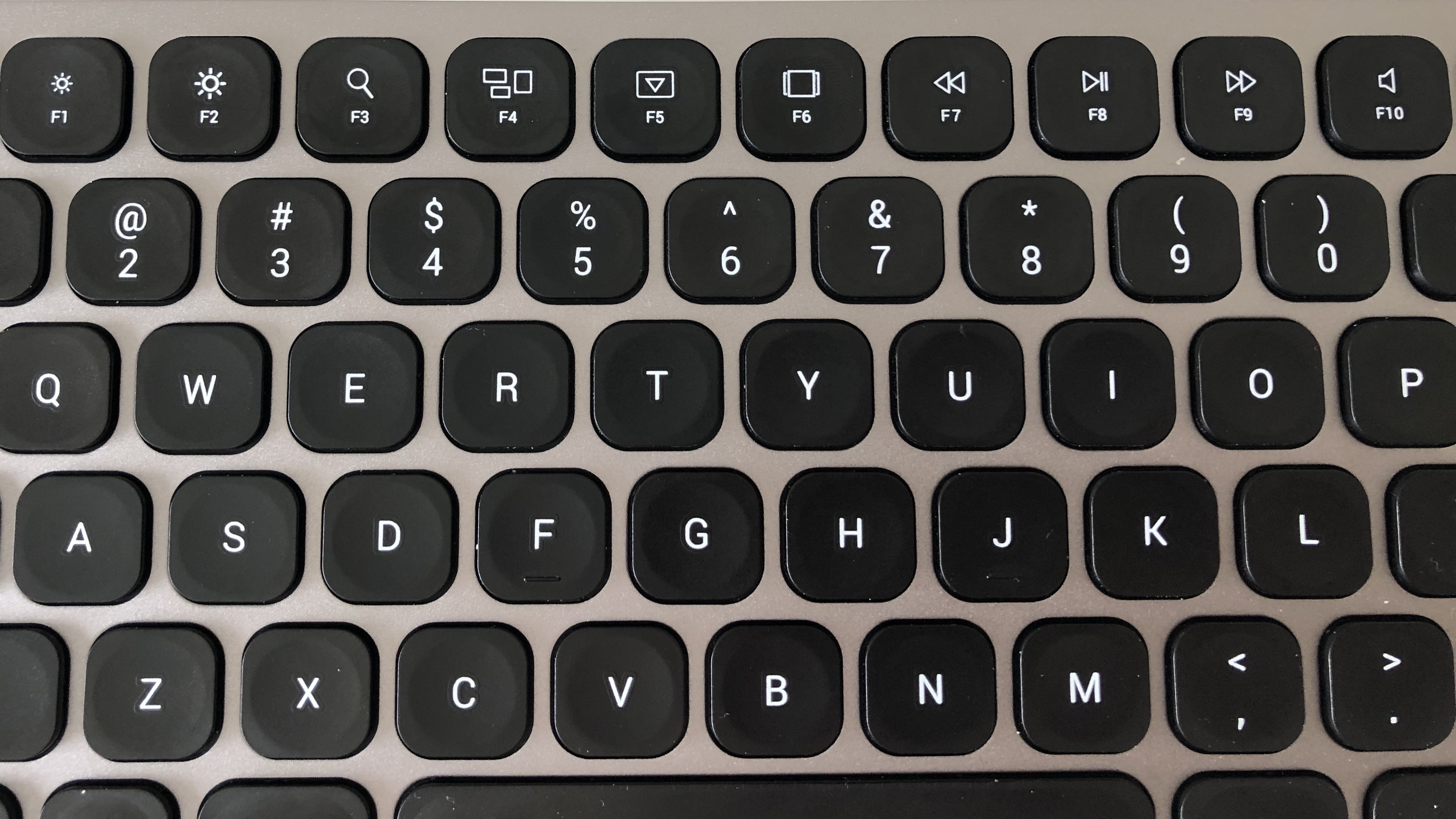 Great Space Gray Mac Keyboard Alternative To Apple S Magic Keyboard