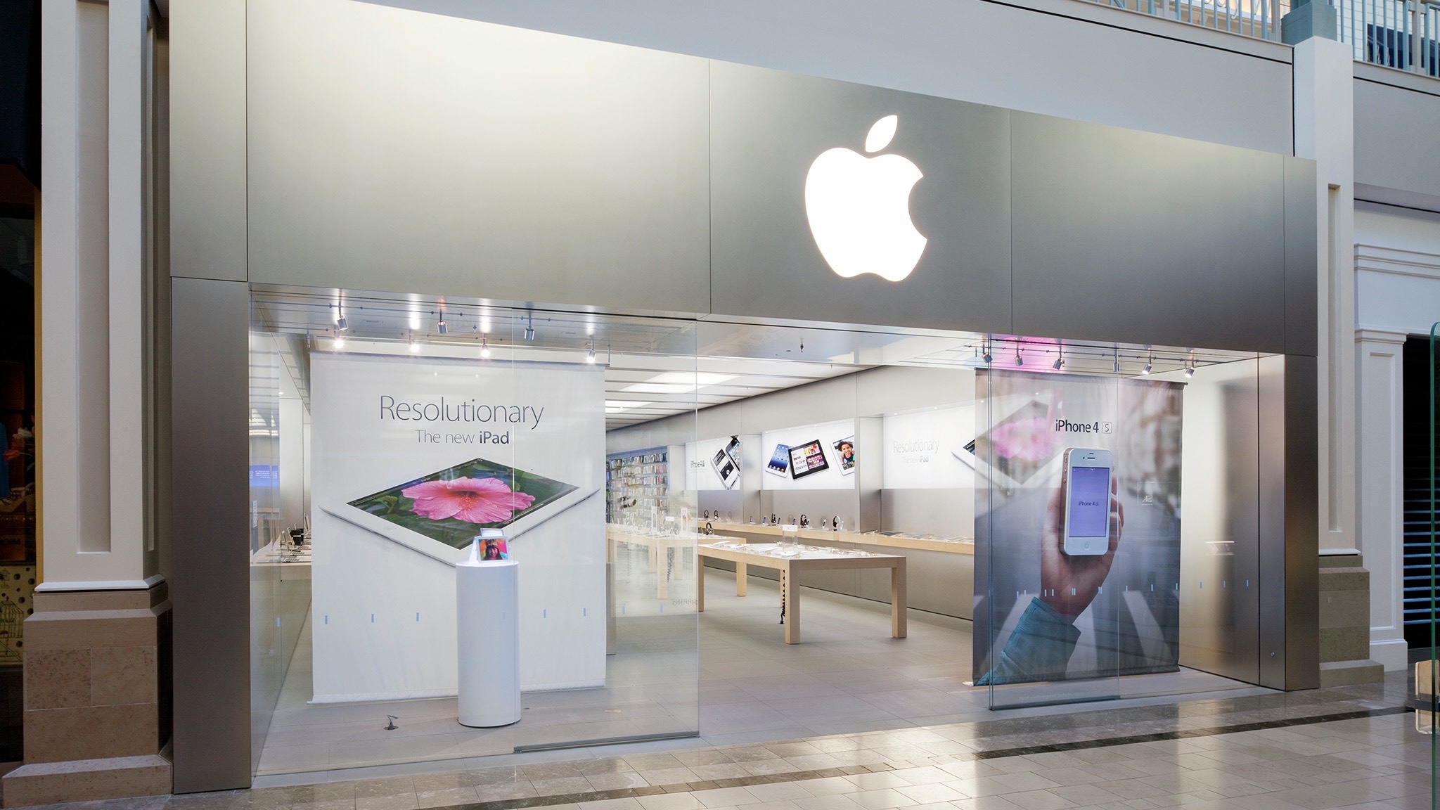 Apple Bridgewater closing for renovations January 27th, new Waterside