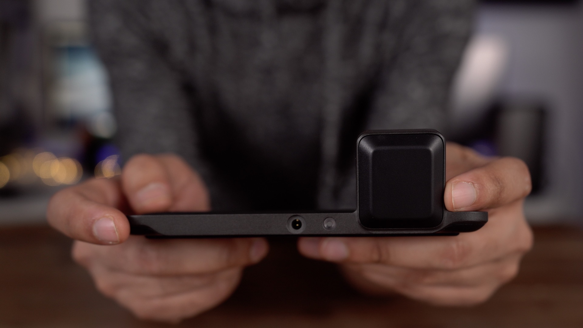 nomad apple watch charging stand