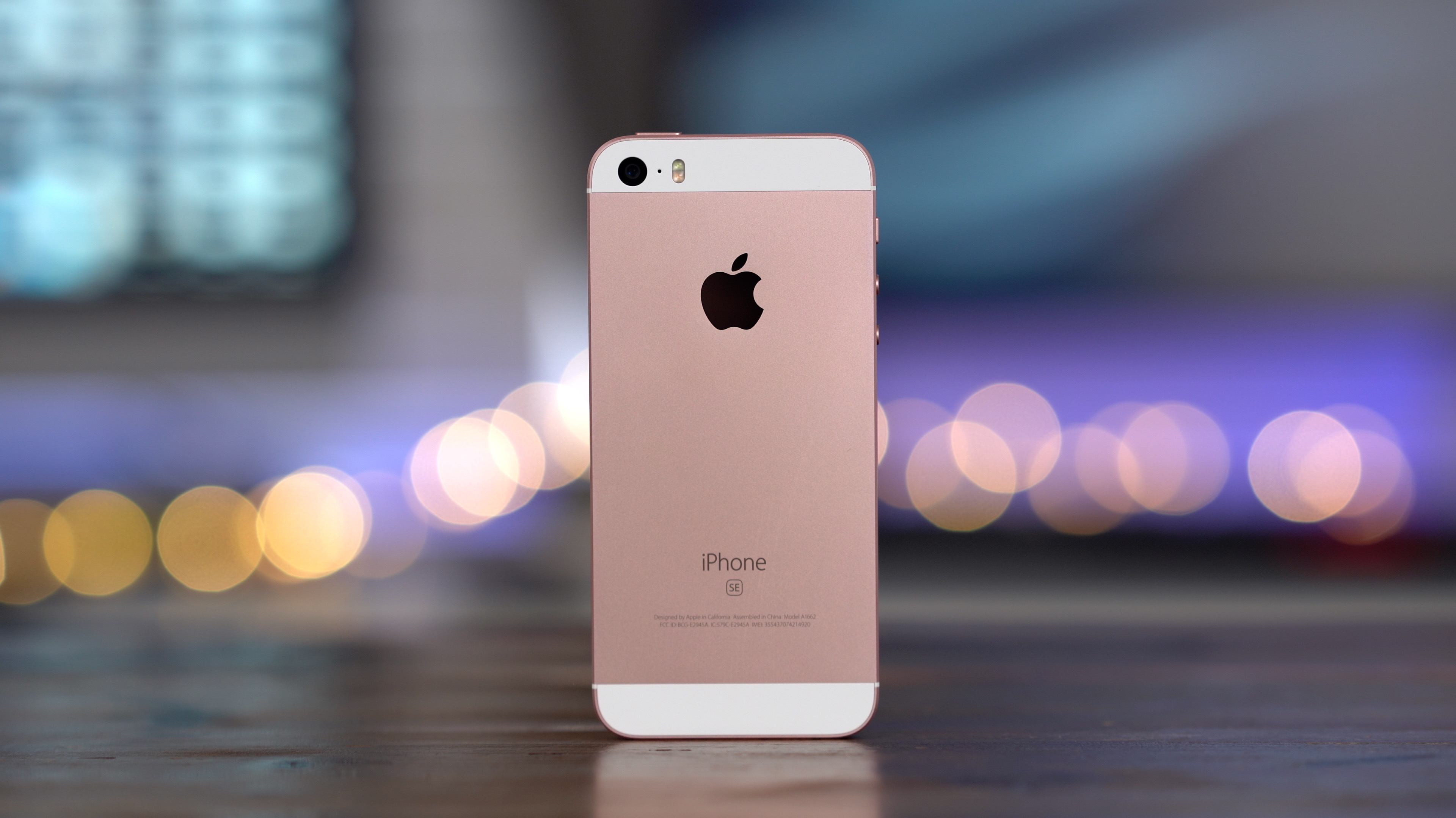 Revisiting the iPhone SE today: is it 