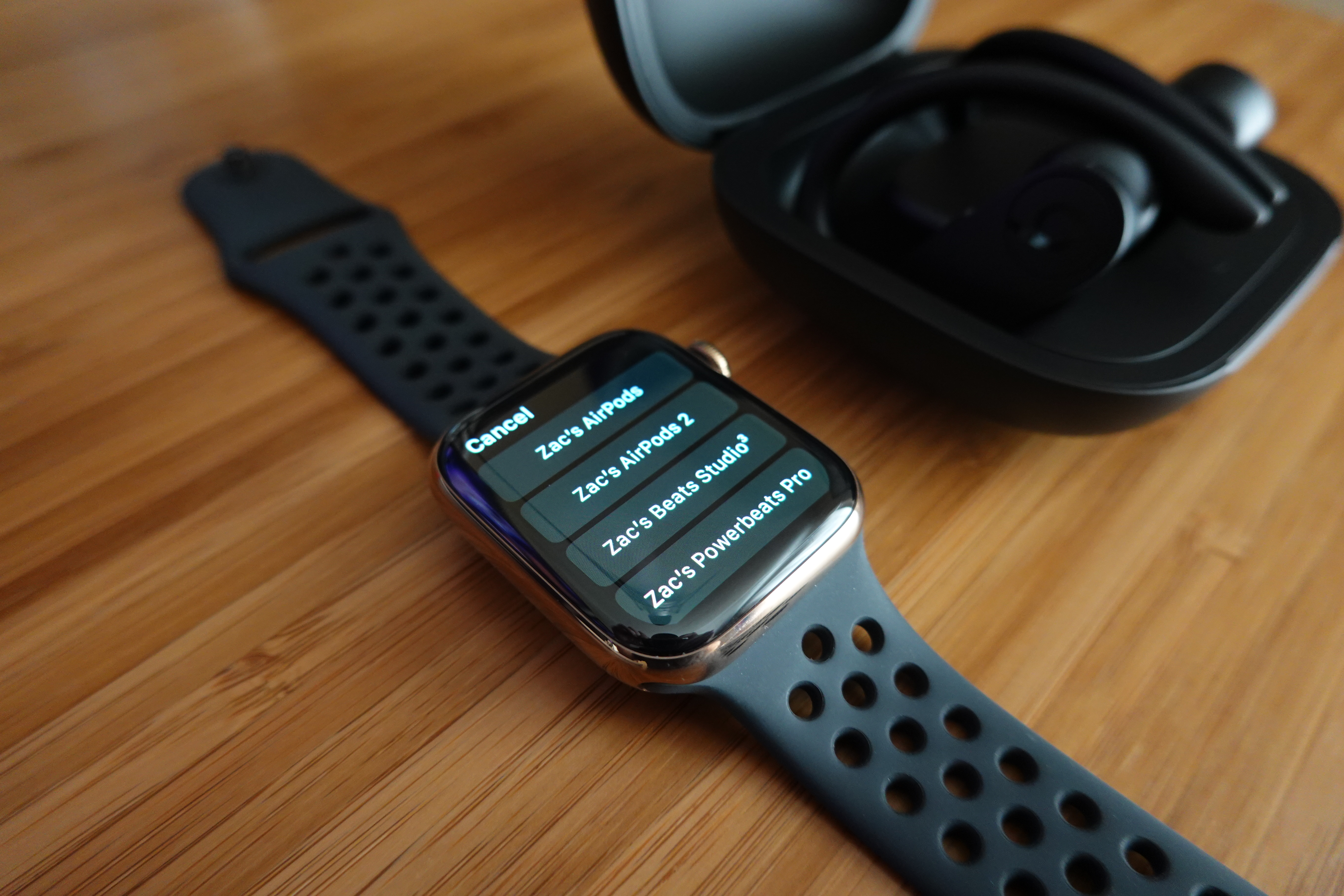 connect powerbeats to apple watch