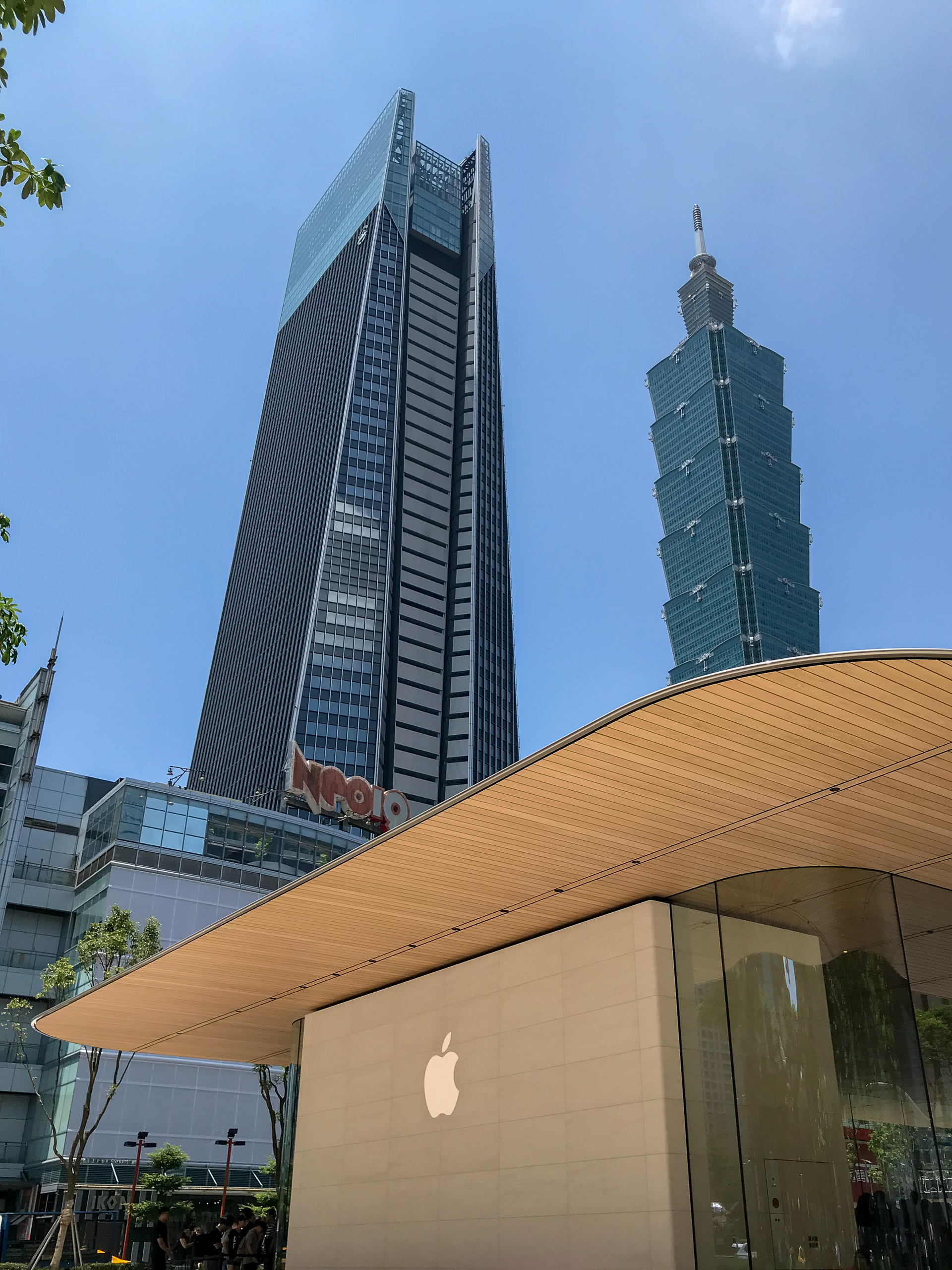 Grand opening Apple Xinyi A13 brings a taste of Apple Park to Taipei