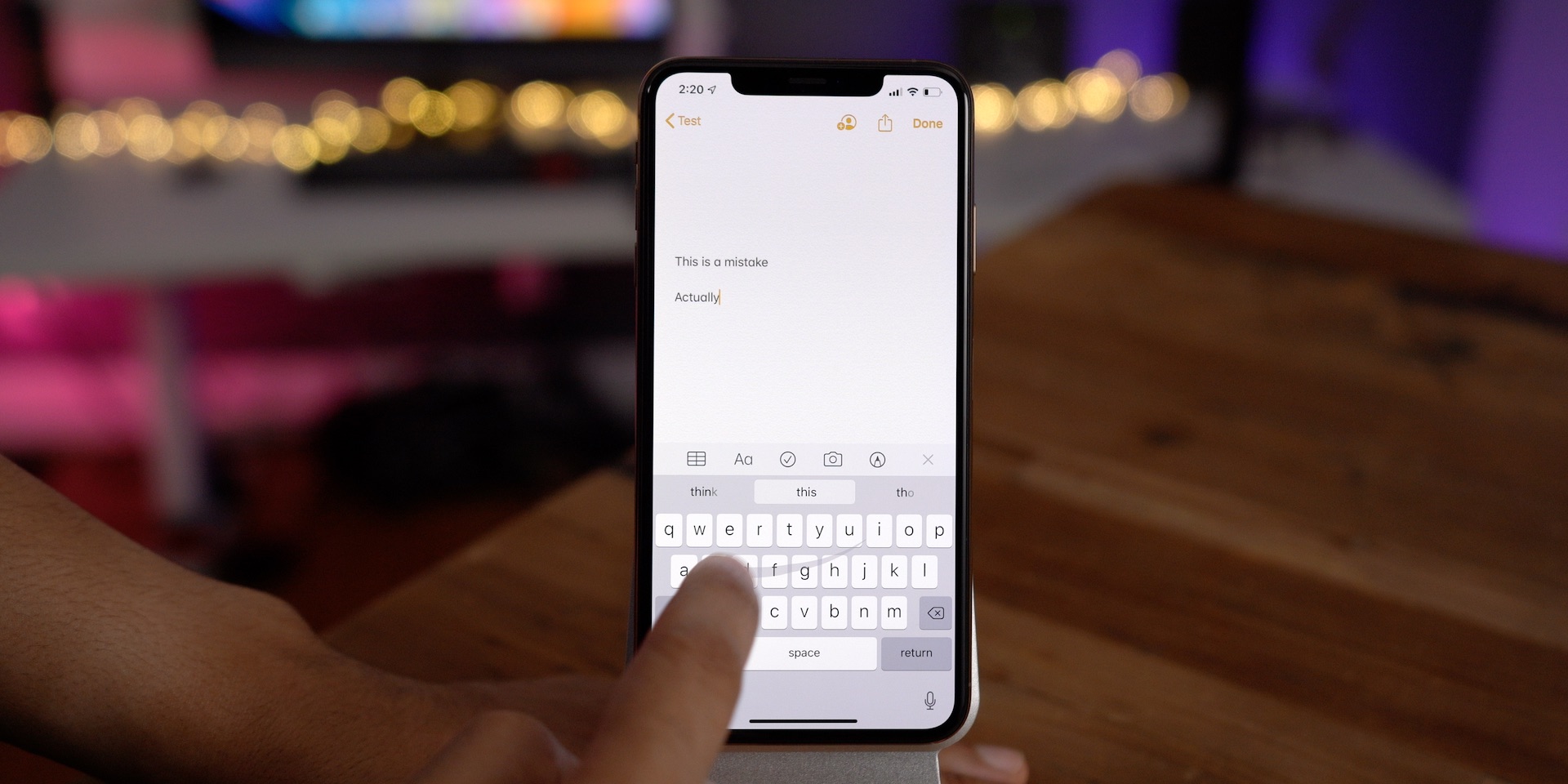 how to copy and paste text from a picture on iphone
