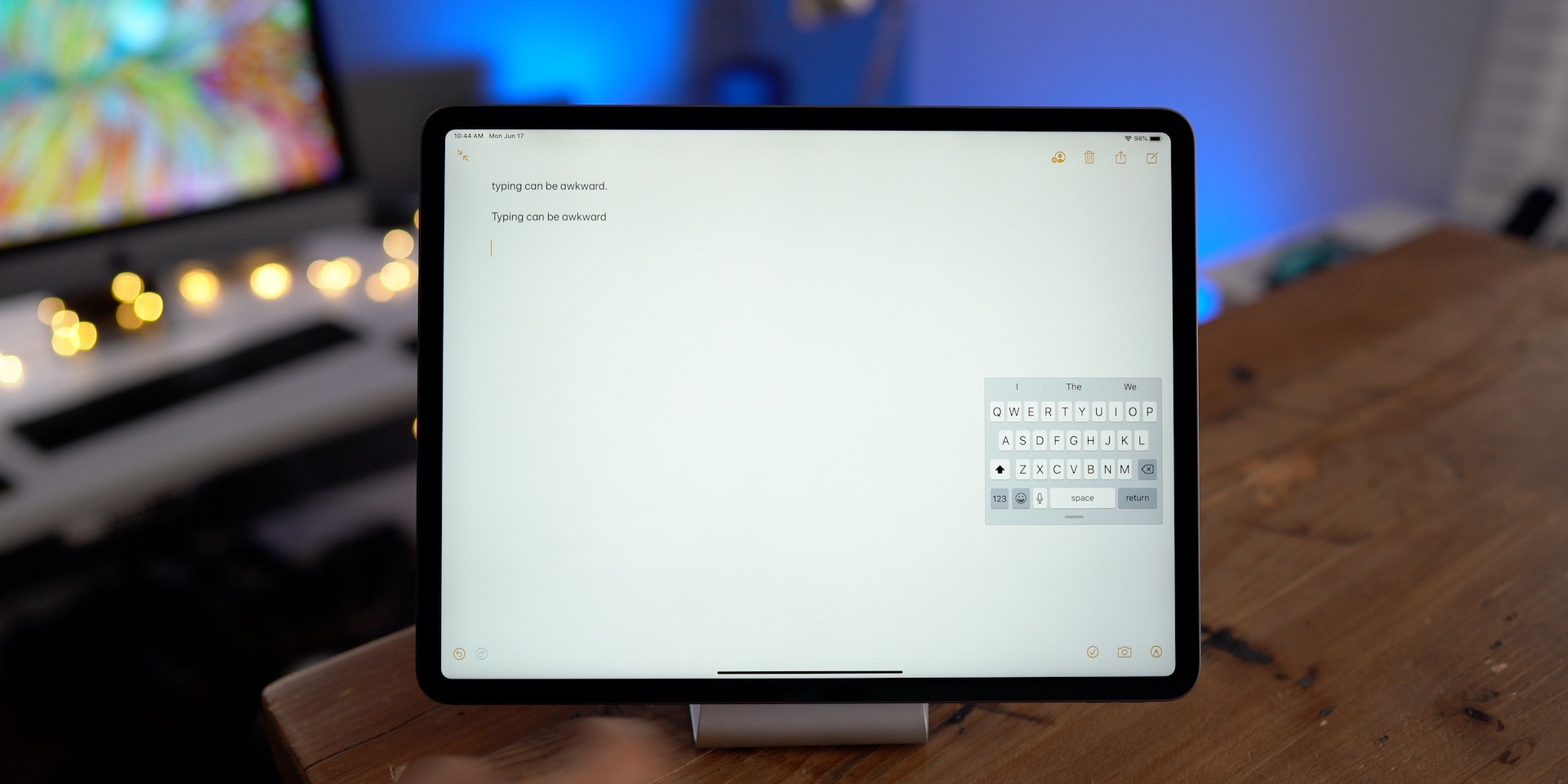 Floating keyboard for iPad