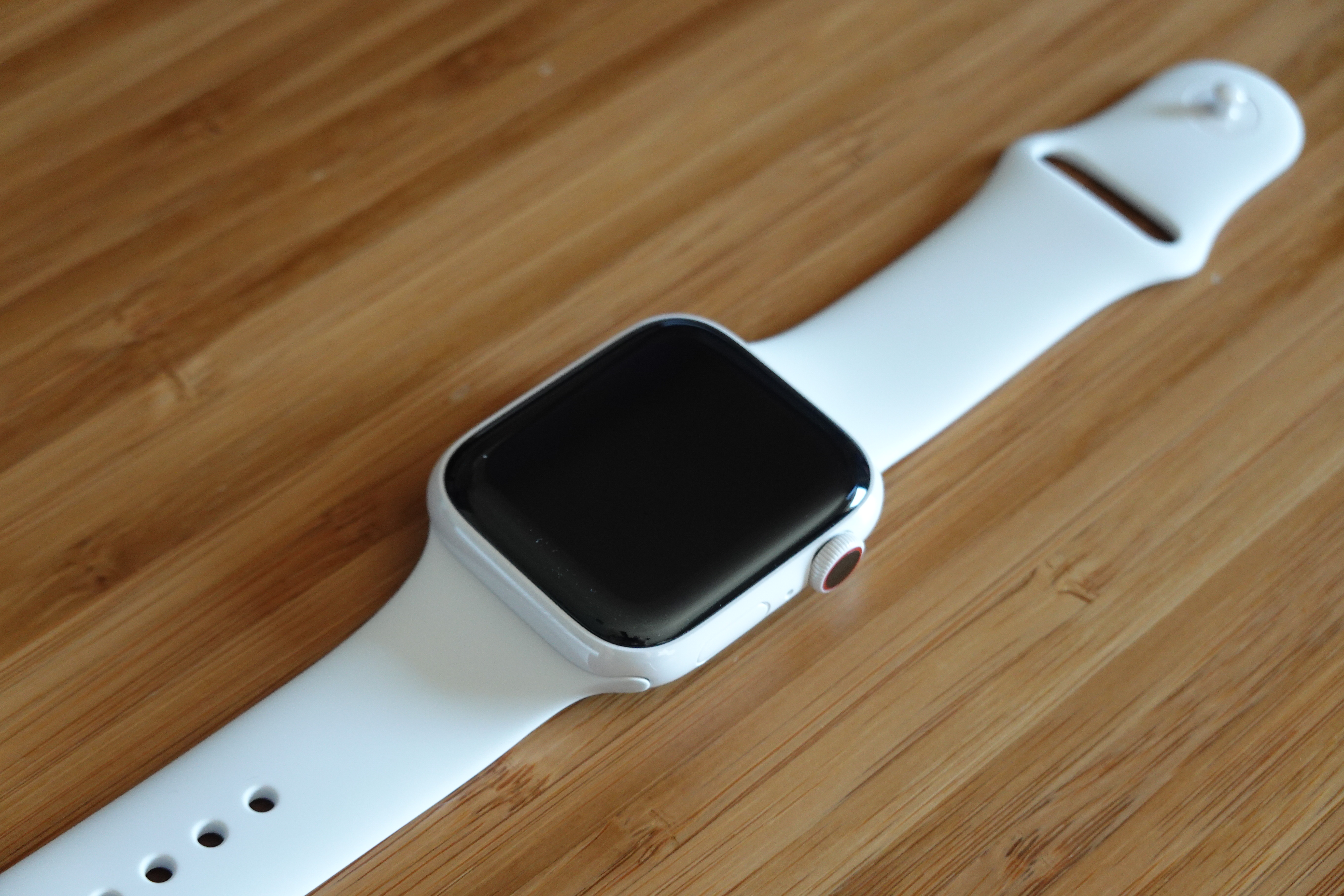 Apple Watch Edition: Hands-on with the redesigned white ceramic