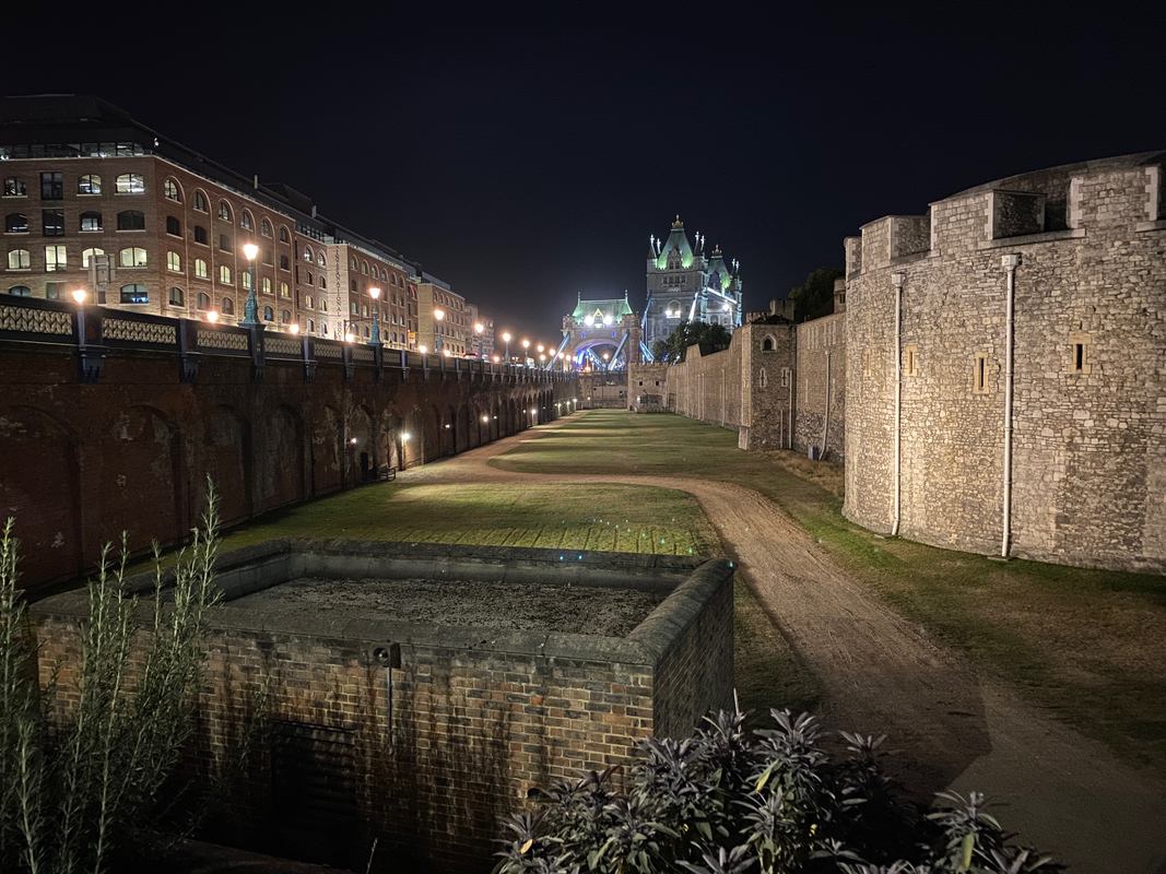 iPhone 11 Pro Diary: Night Mode is very impressive, but not yet good enough TowerL-02-11