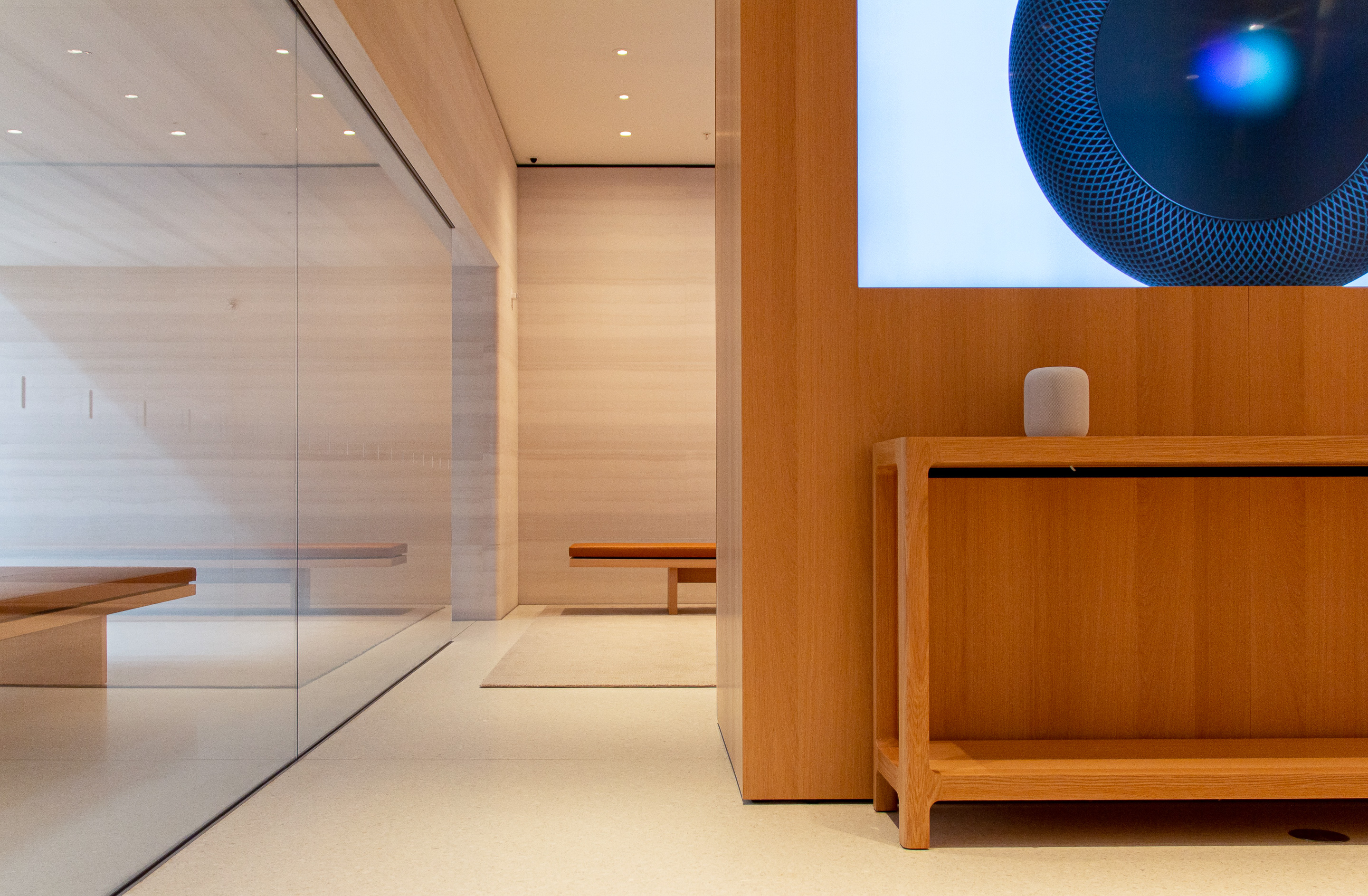 Inside Apple Fifth Avenue An All New Space With A Familiar