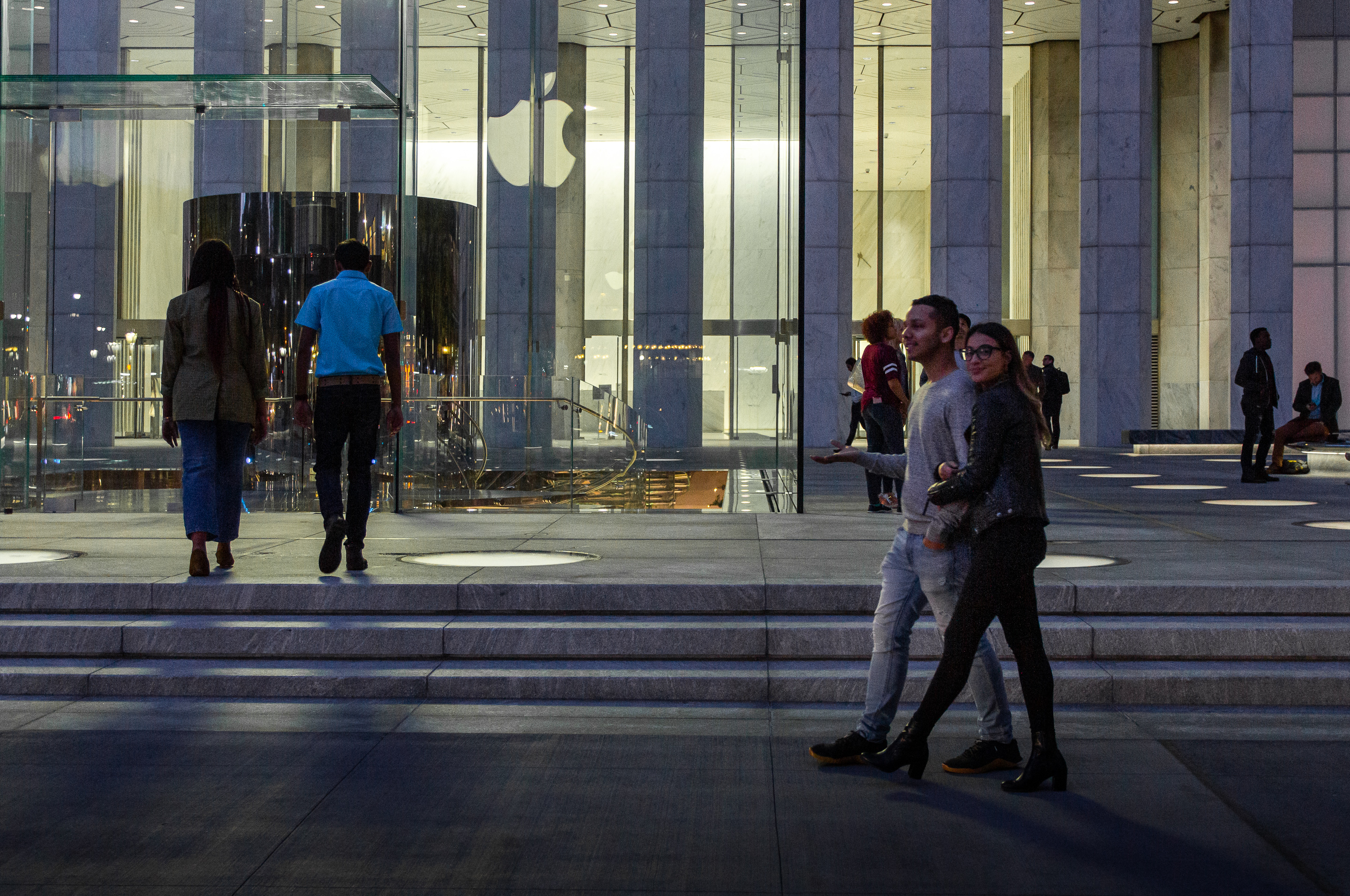 Inside Apple Fifth Avenue: An all-new space with a familiar face - 9to5Mac