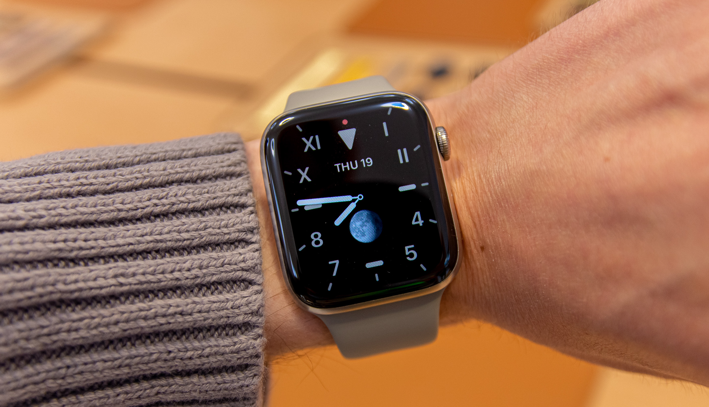 Обзор se часы. Apple watch se 2022. Apple watch s7 Silver. Apple watch se 45. Apple watch se 40 мм.