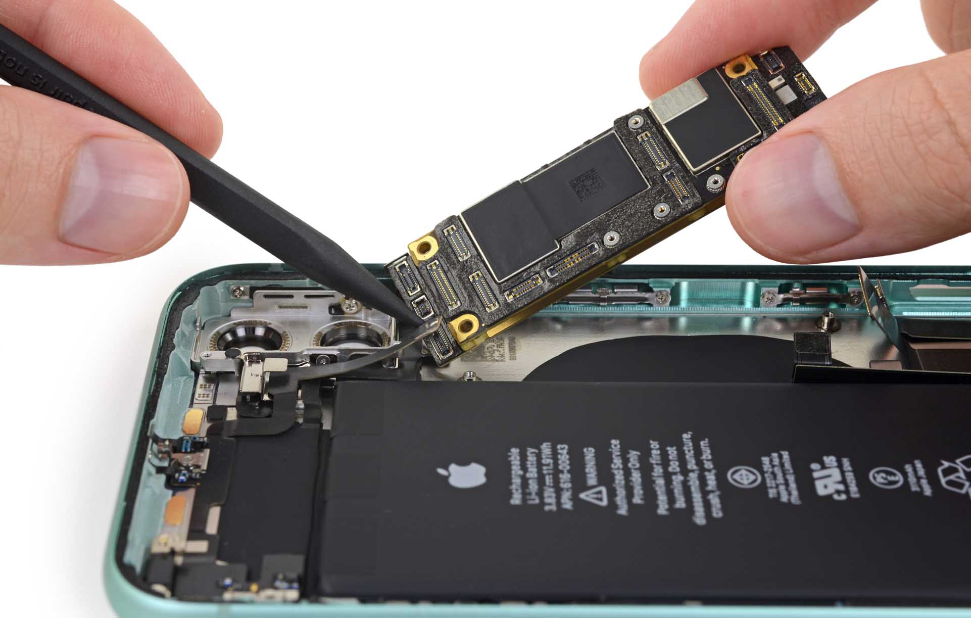 iPhone 11 teardown reveals lack of bilateral wireless charging evidence