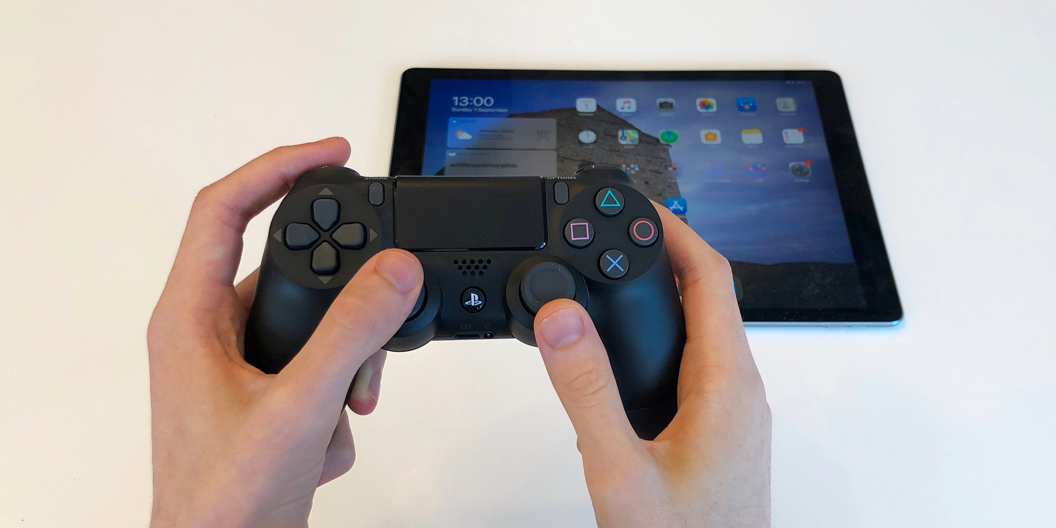 play minecraft pe with ps4 controller