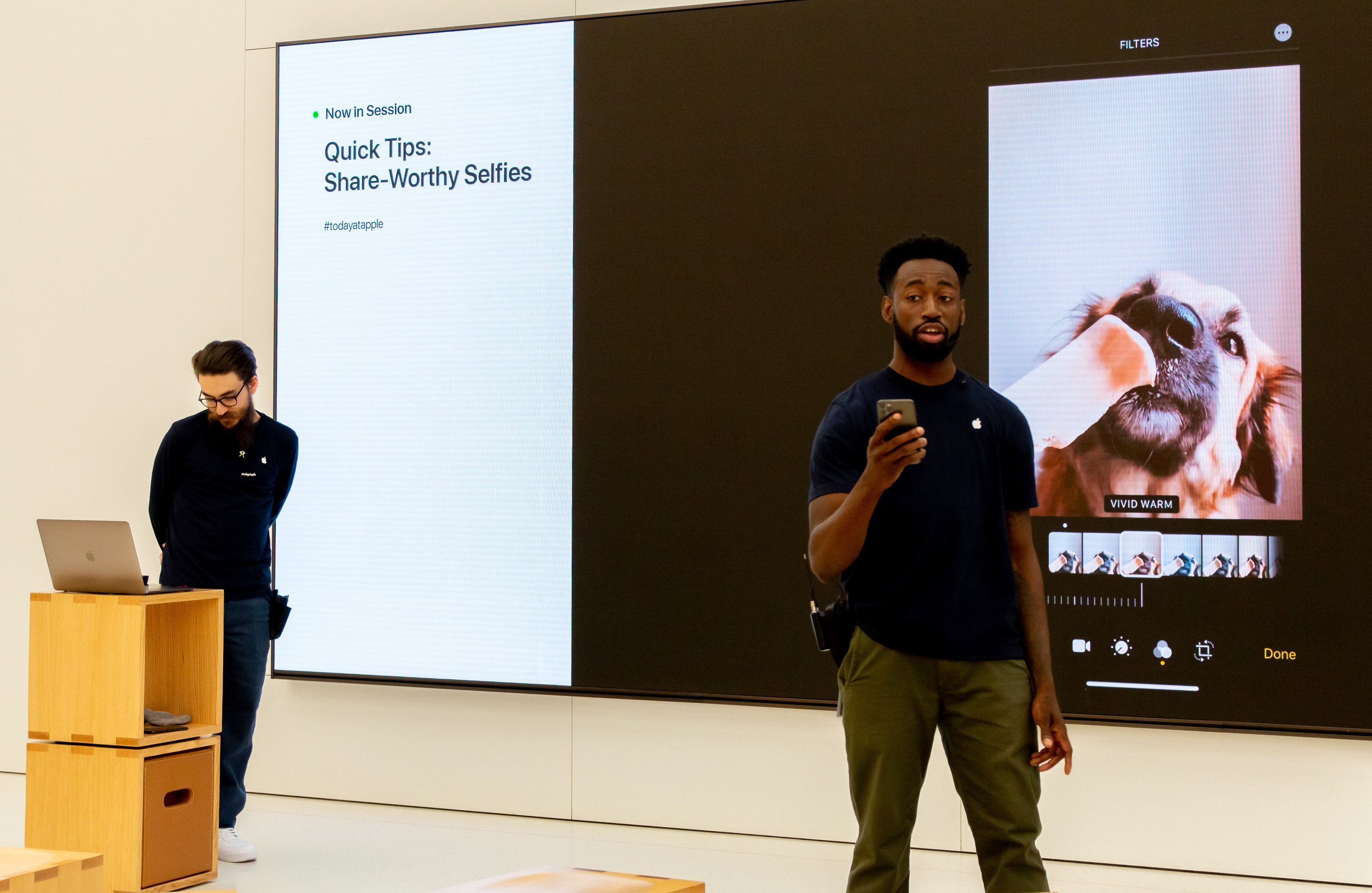 Everything new in Apple Stores for iPhone 11: Window displays, redesigned Avenues, more