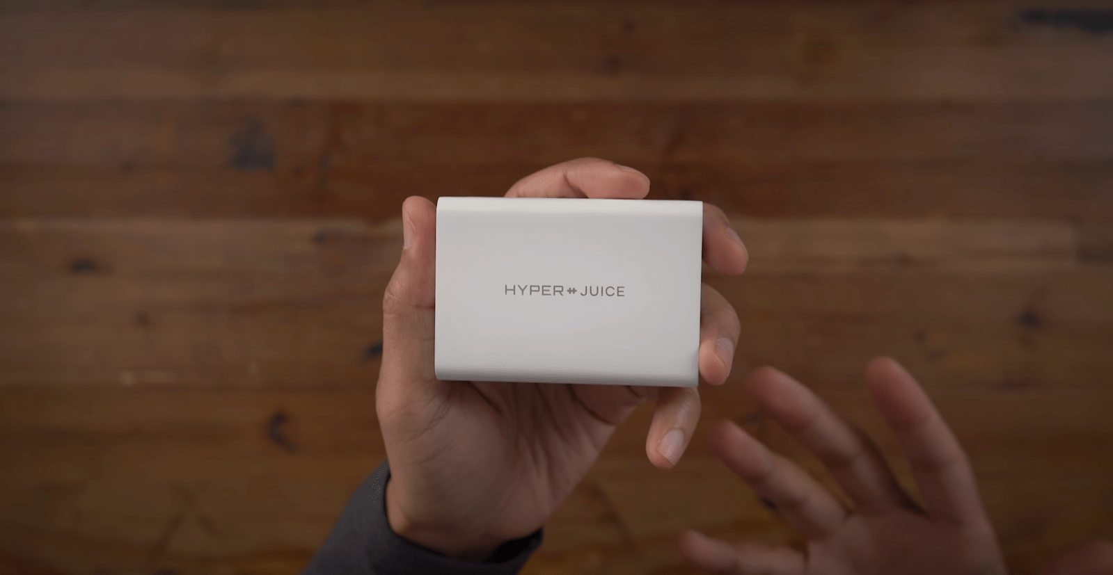 Hands-on the world's smallest 100W GaN USB-C charger from Hyper [Video] - 9to5Mac