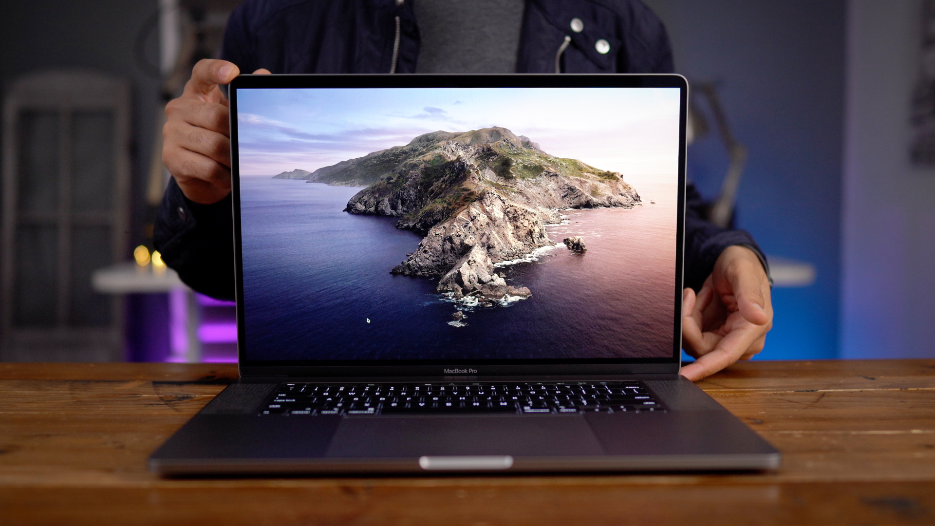 Apple macbook pro 16 battery life seiko kinetic 100m