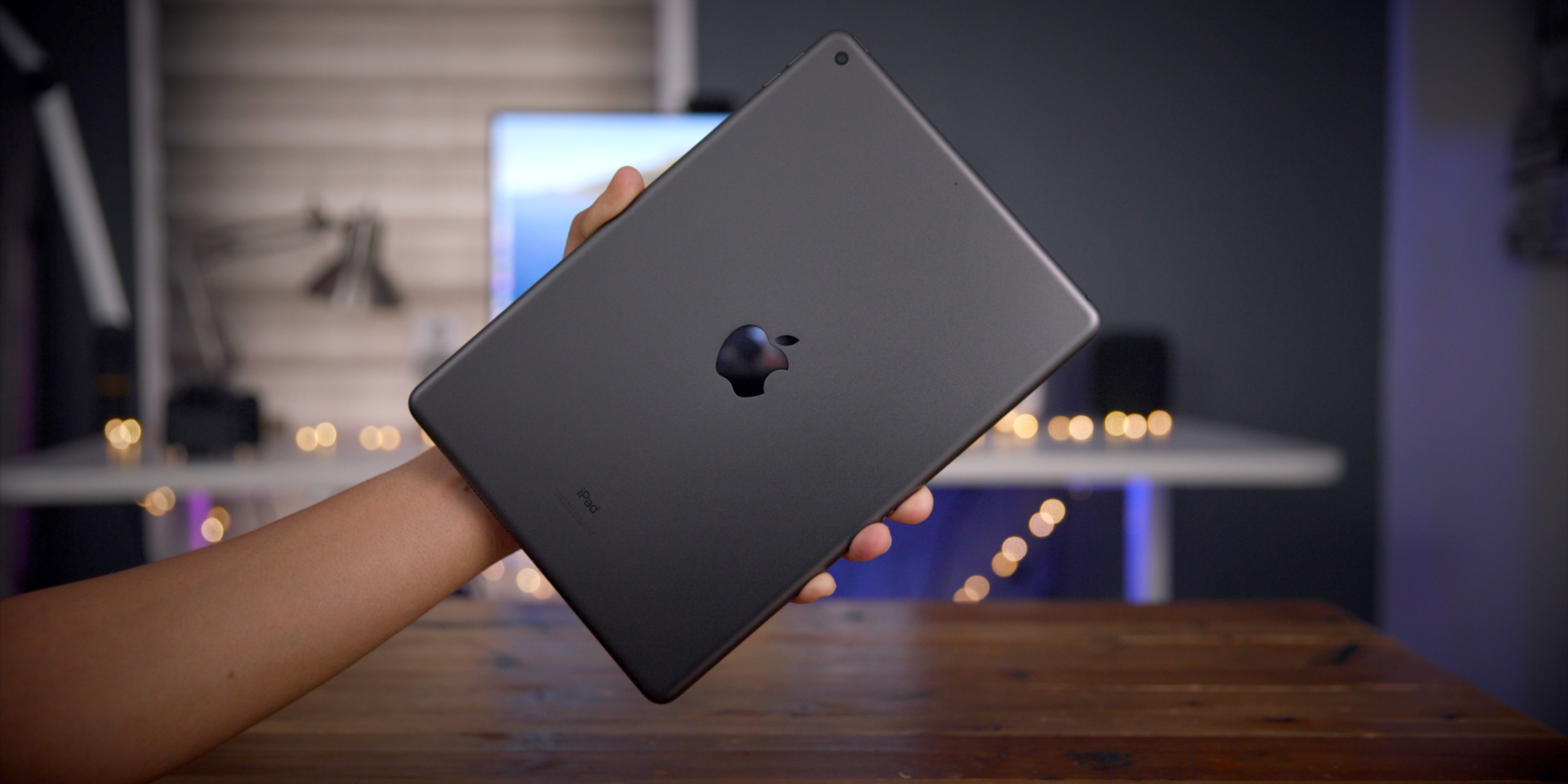 Review: iPad 7 is one of the best values in tech [Video] - 9to5Mac