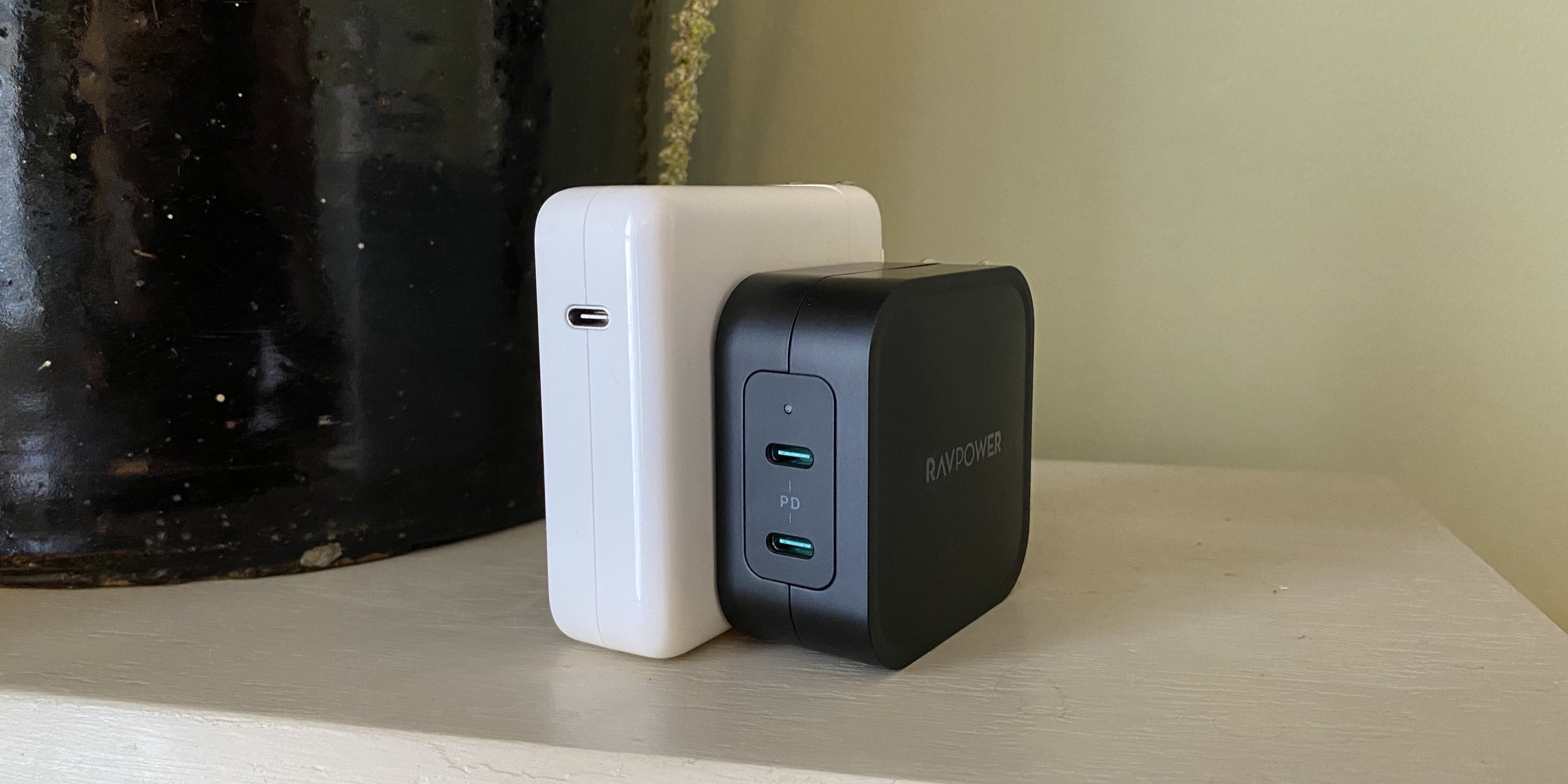Ondartet tumor Forskellige Udled Hands-on: 90W GaN dual USB-C charger from RAVPower - 9to5Mac