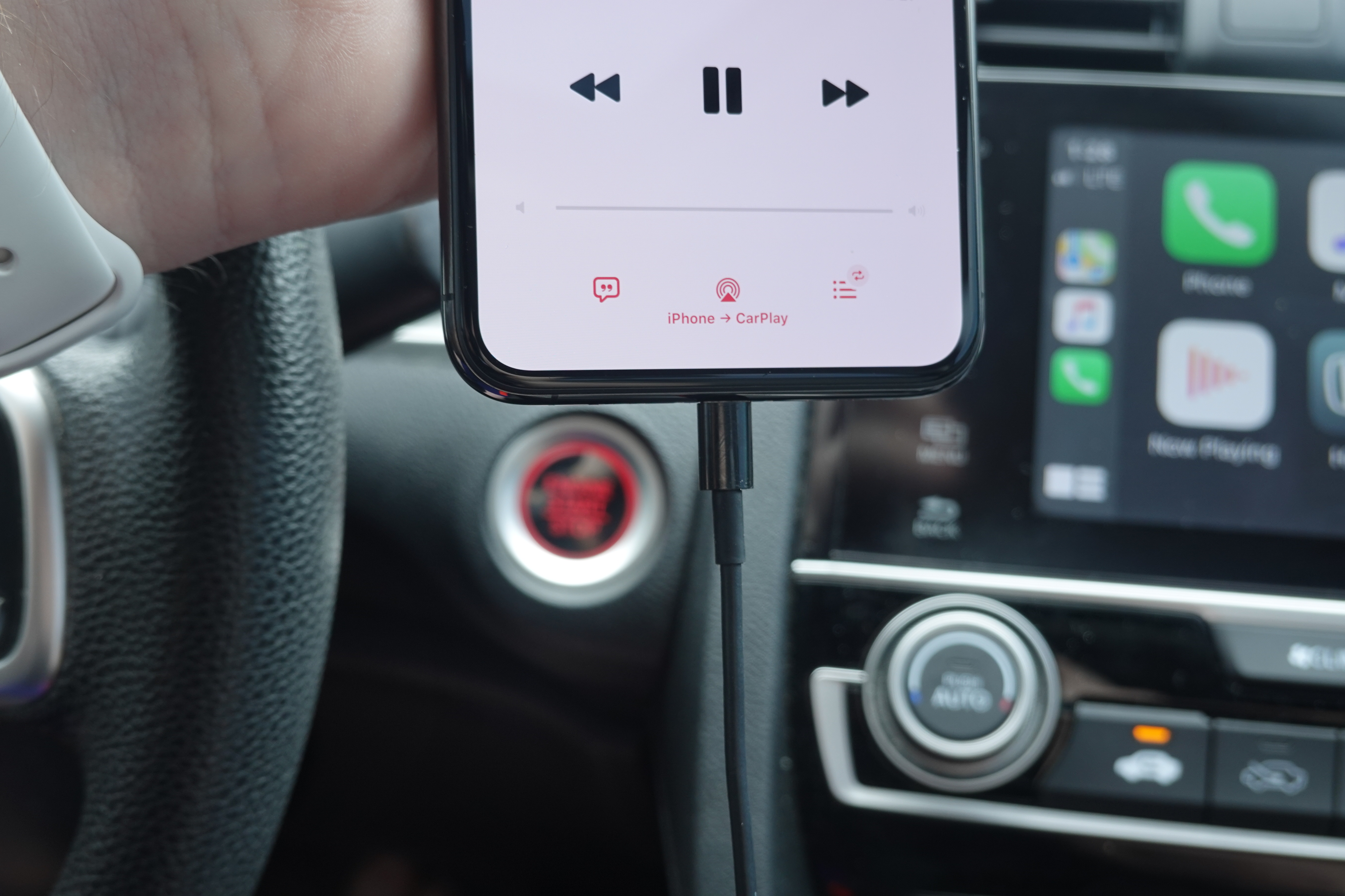 Адаптер беспроводного подключения carplay