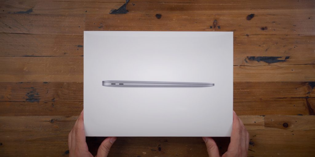 MacBook-Air-2020-Review-Box-