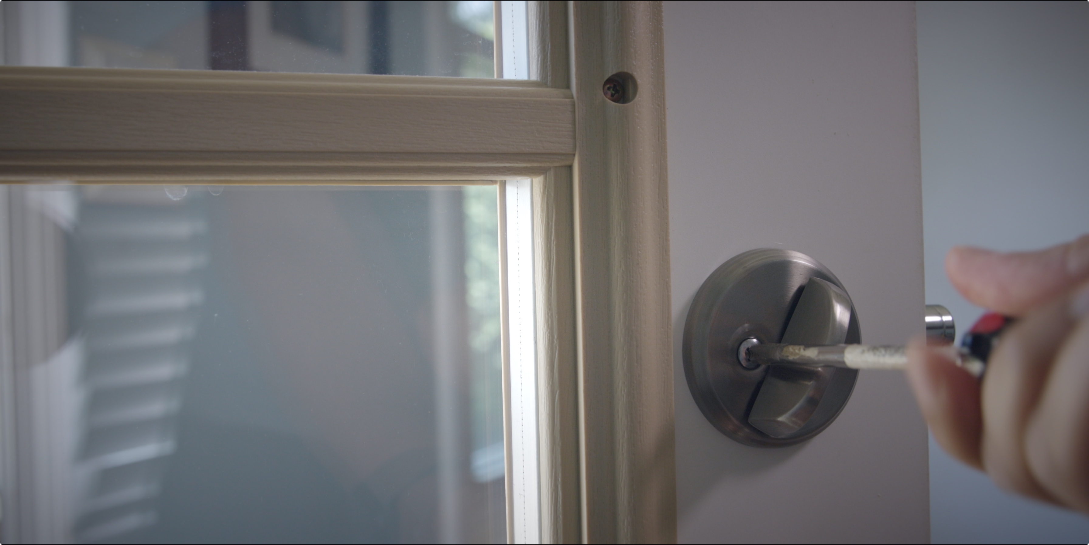 Handson Level Lock turns existing deadbolts into HomeKit smart locks