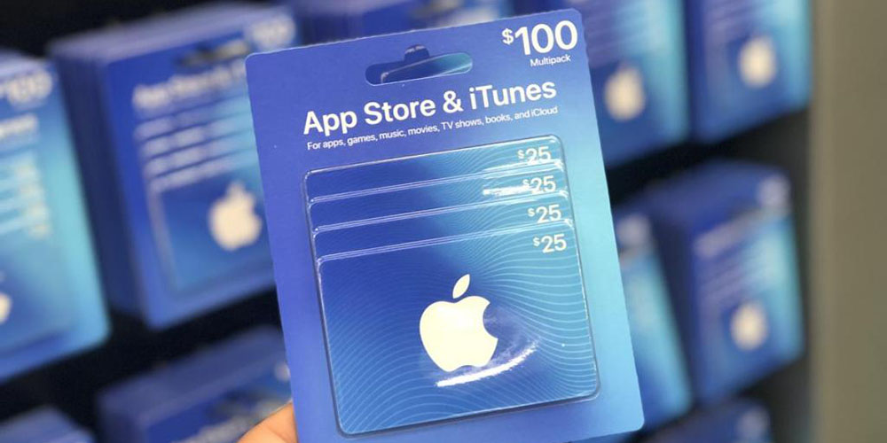 Apple store gift cards hi-res stock photography and images - Alamy