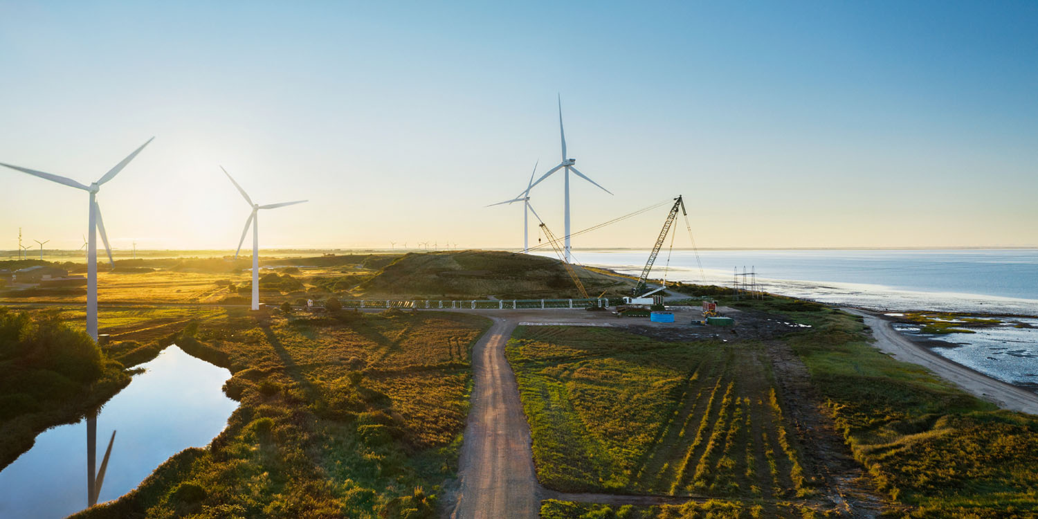 Apple invests in world's largest onshore wind turbines