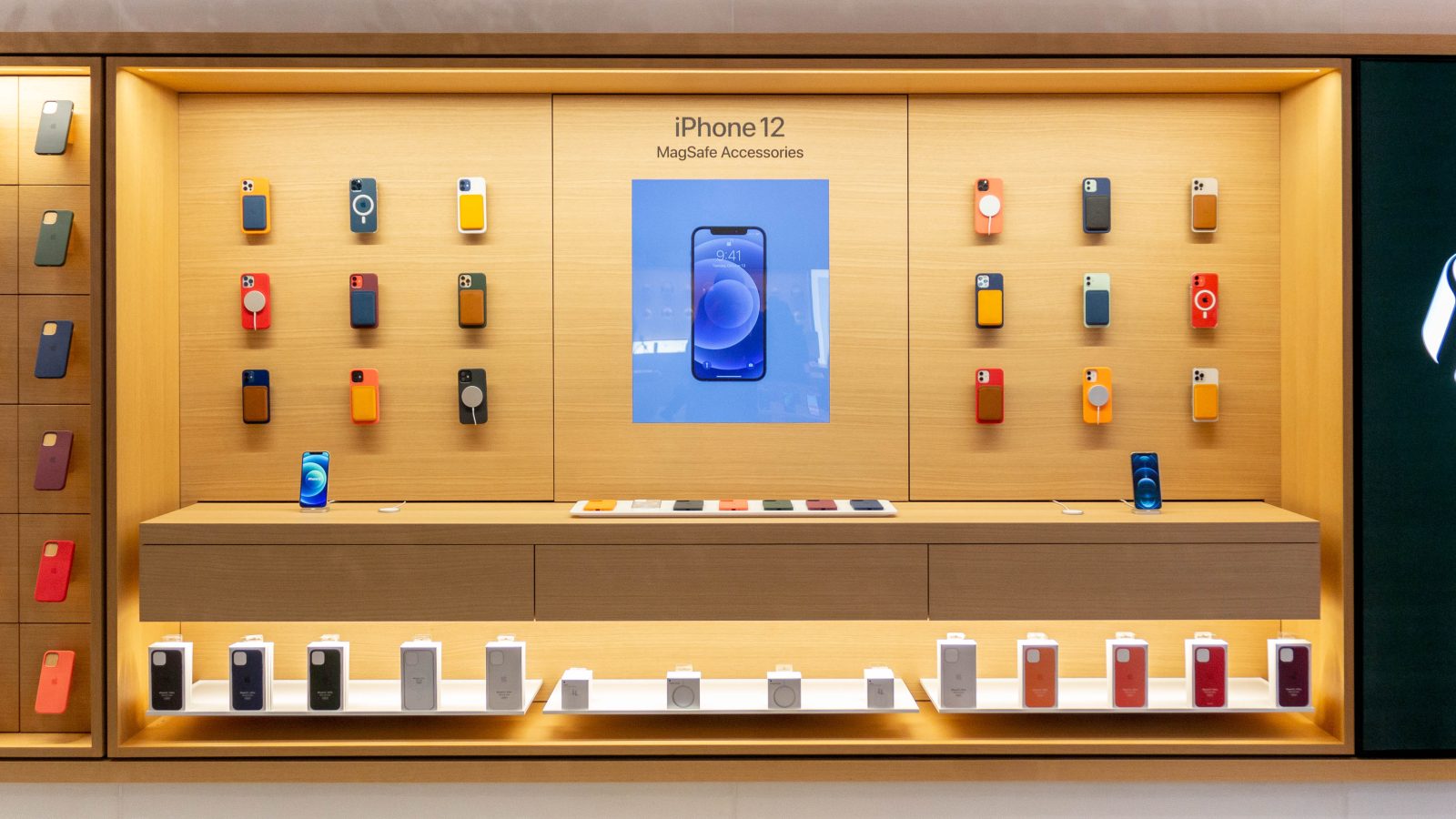Stores highlight iPhone 12 accessories with interactive displays - 9to5Mac