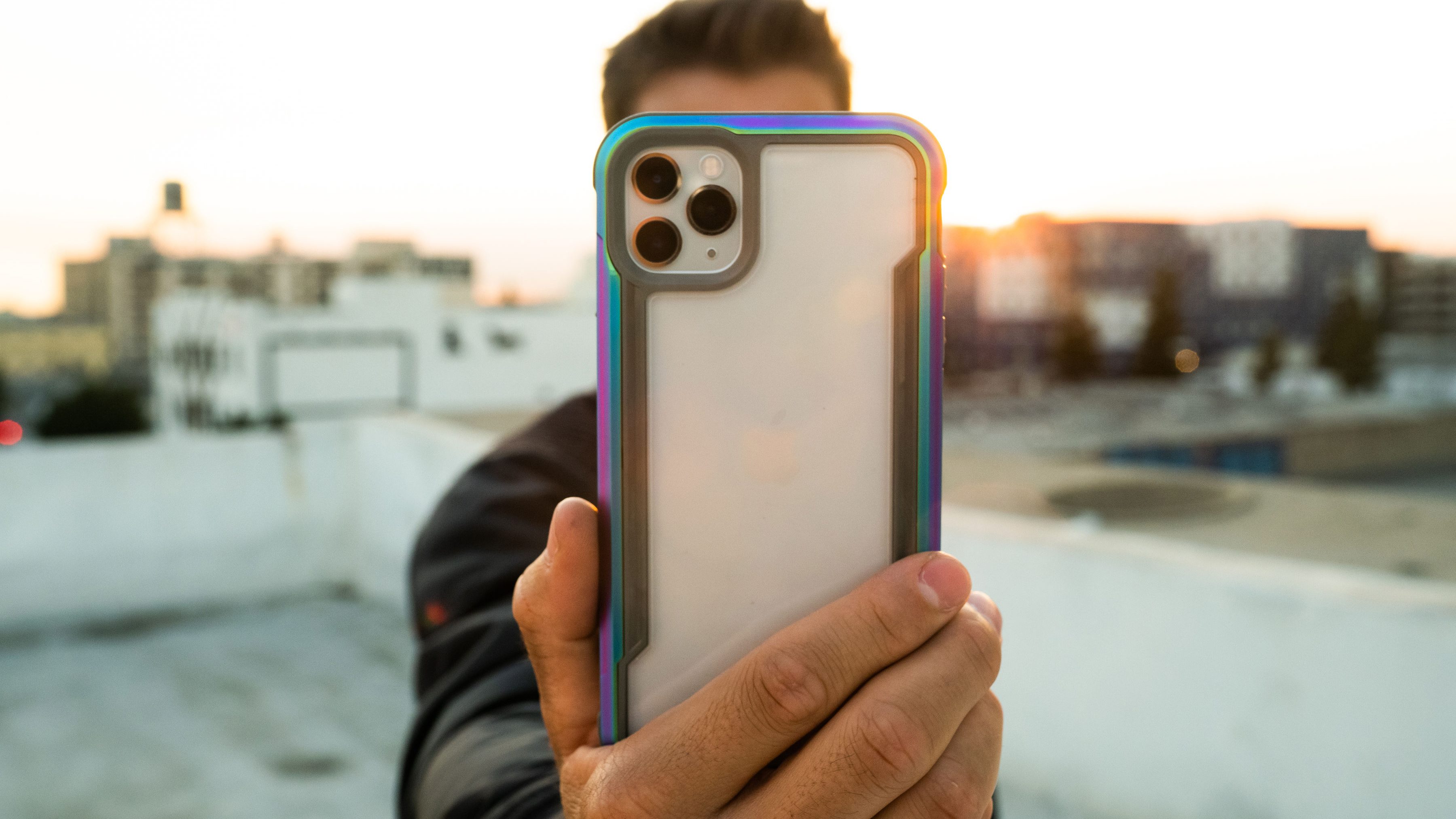 Эксклюзивная скидка 20% на чехлы для iPhone от Defense на ограниченное время