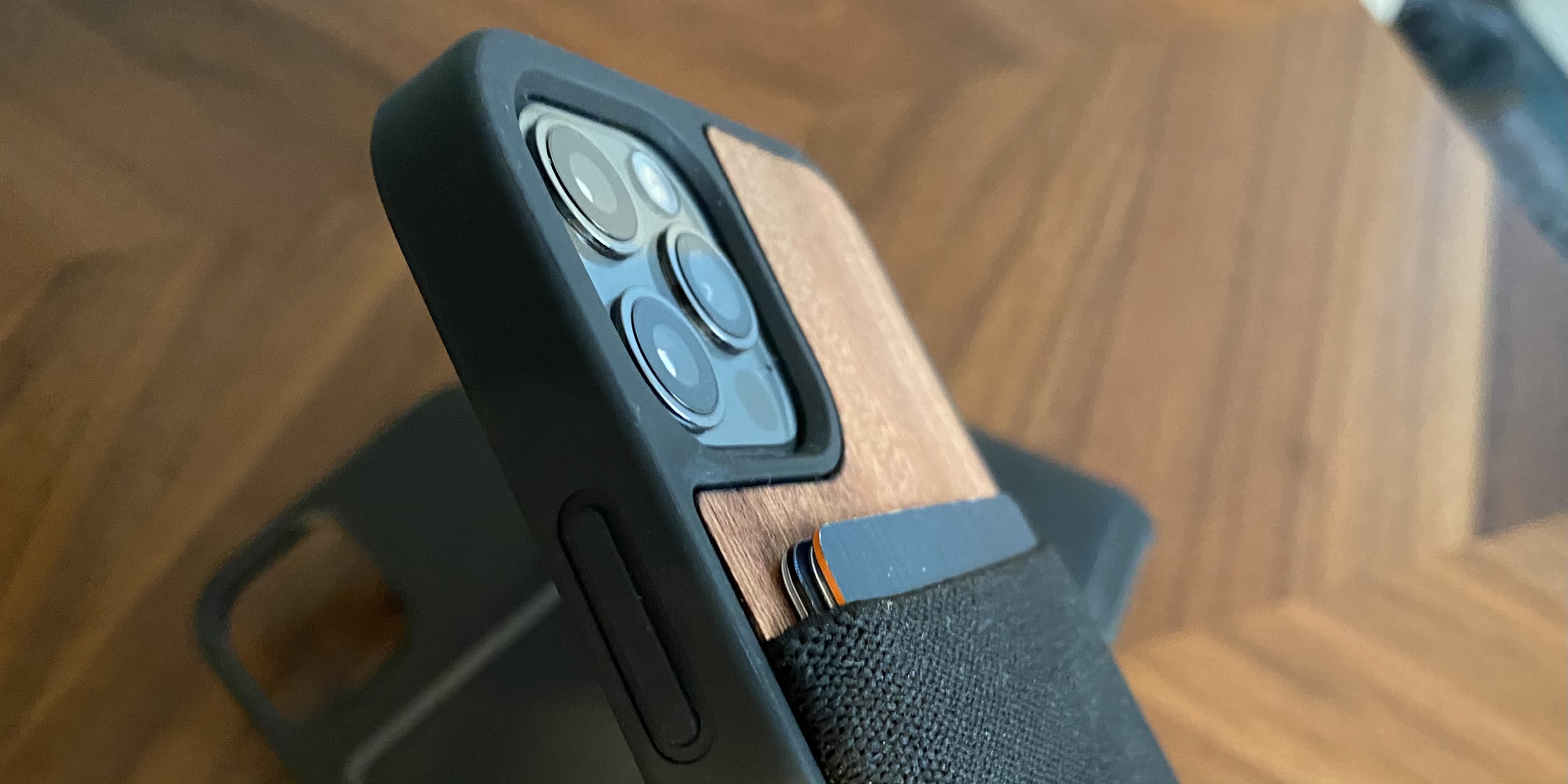 9to5Mac Gift Guide: Best iPhone wallets and smart wallets