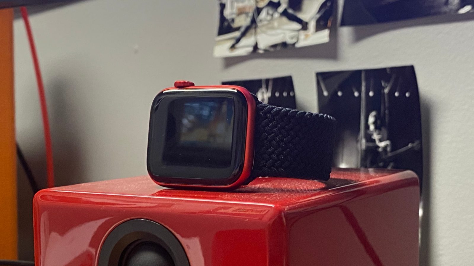 Apple-Watch-Series-6-product-red-1